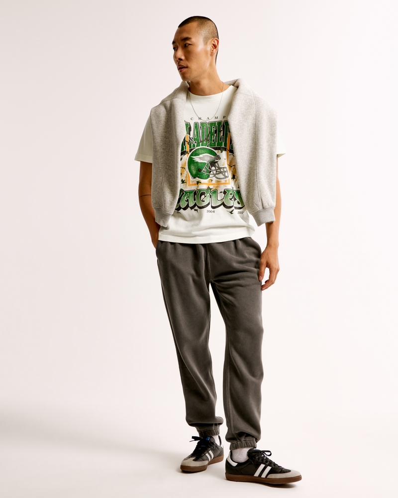 Philadelphia Eagles Graphic Tee