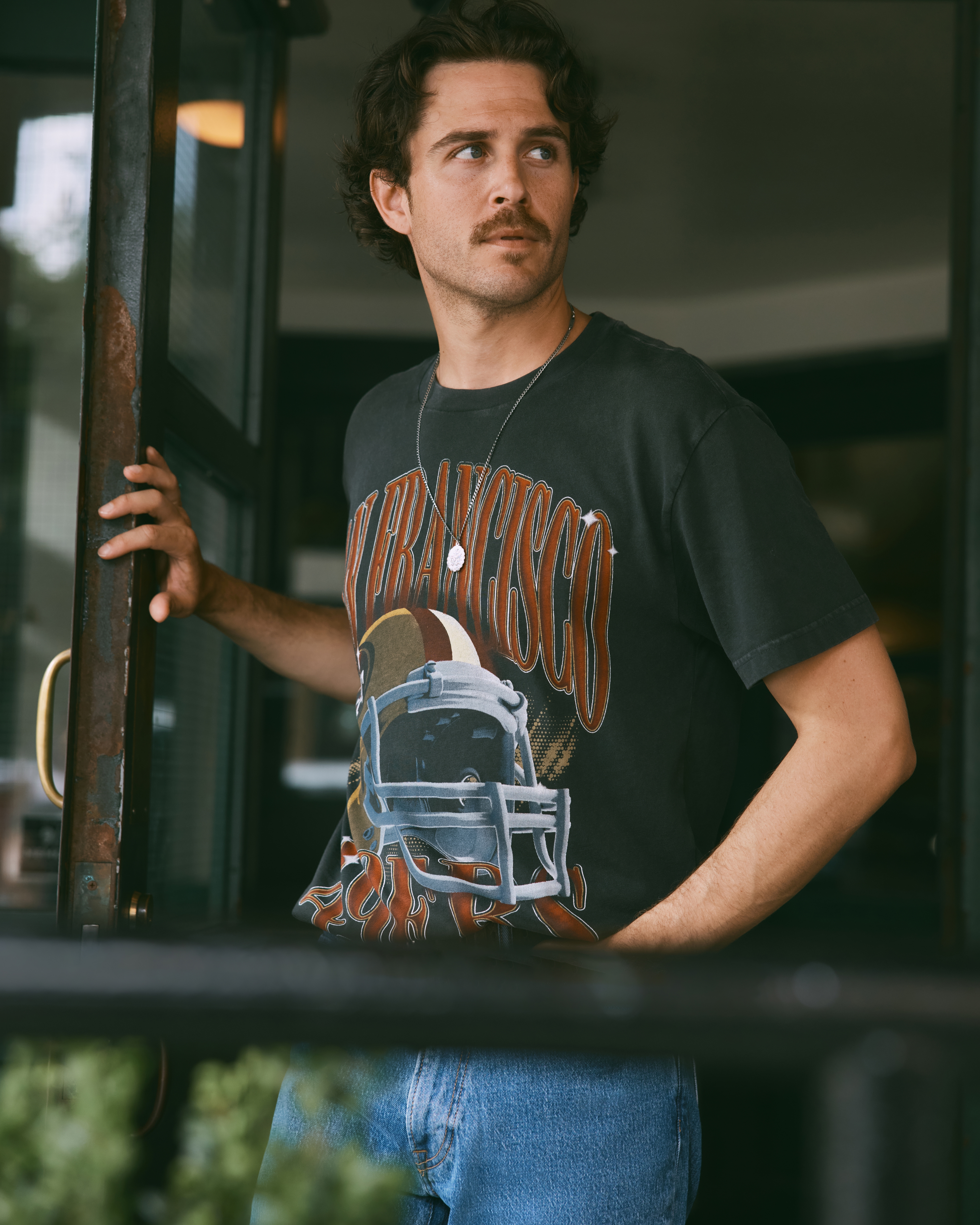 Men's San Francisco 49ers Graphic Tee | Men's Tops
