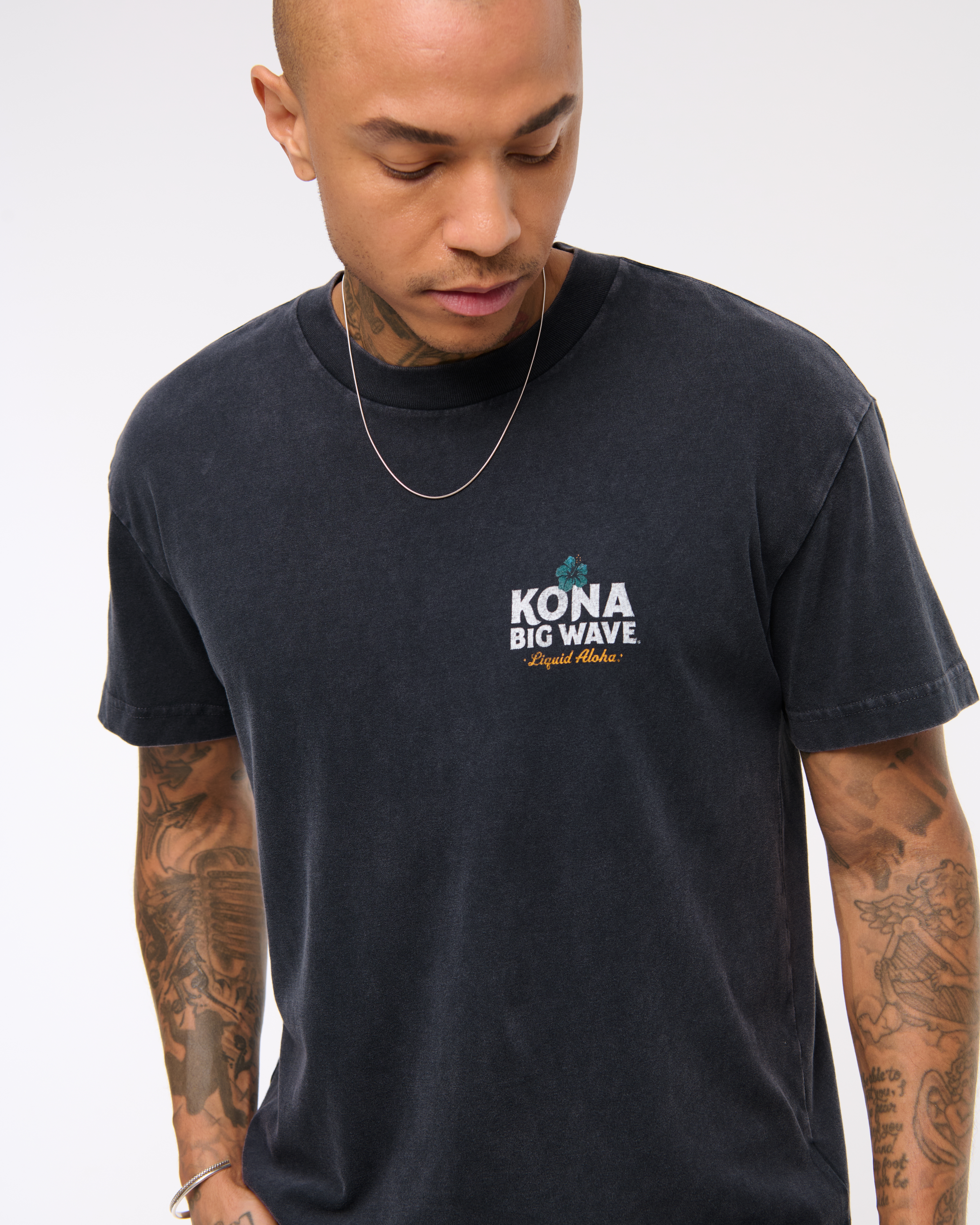 ★Abercrombie & Fitch★コナビッグウェーブグラフィックTシャツ Men's Kona Big Wave Graphic Tee | Men's Clearance