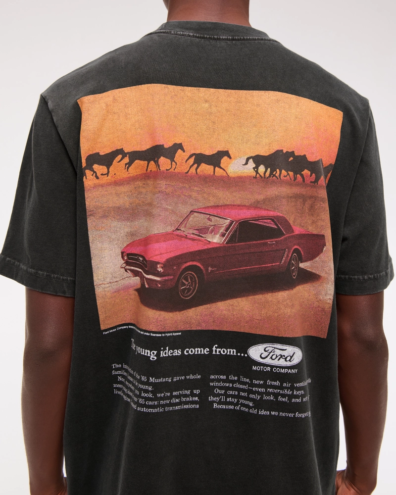 Mustang Vintage-Inspired Graphic Tee