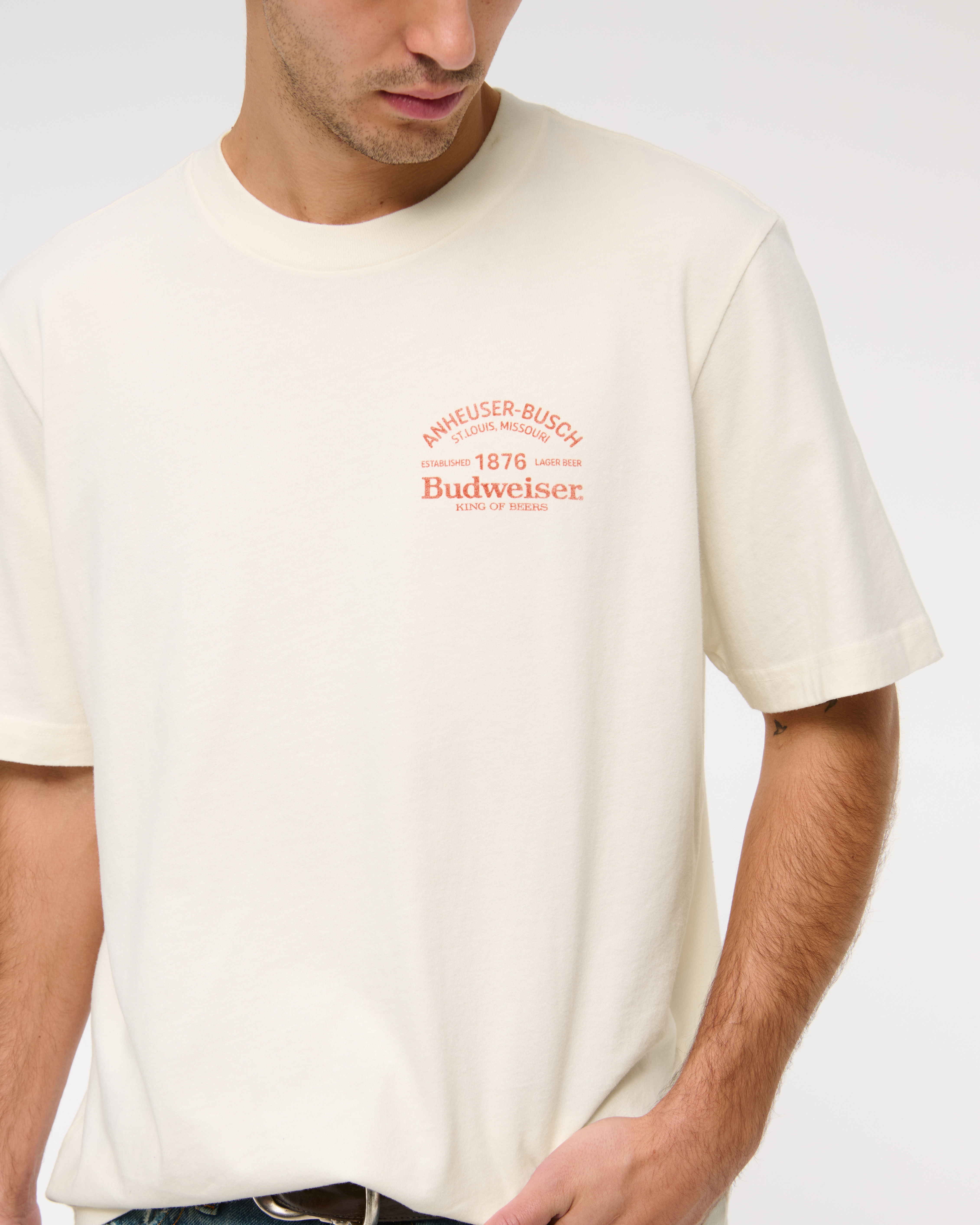 Men's Budweiser Vintage-Inspired Graphic Tee | Men's Tops