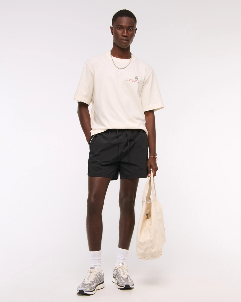 Bonnaroo Vintage-Inspired Cropped Graphic Tee