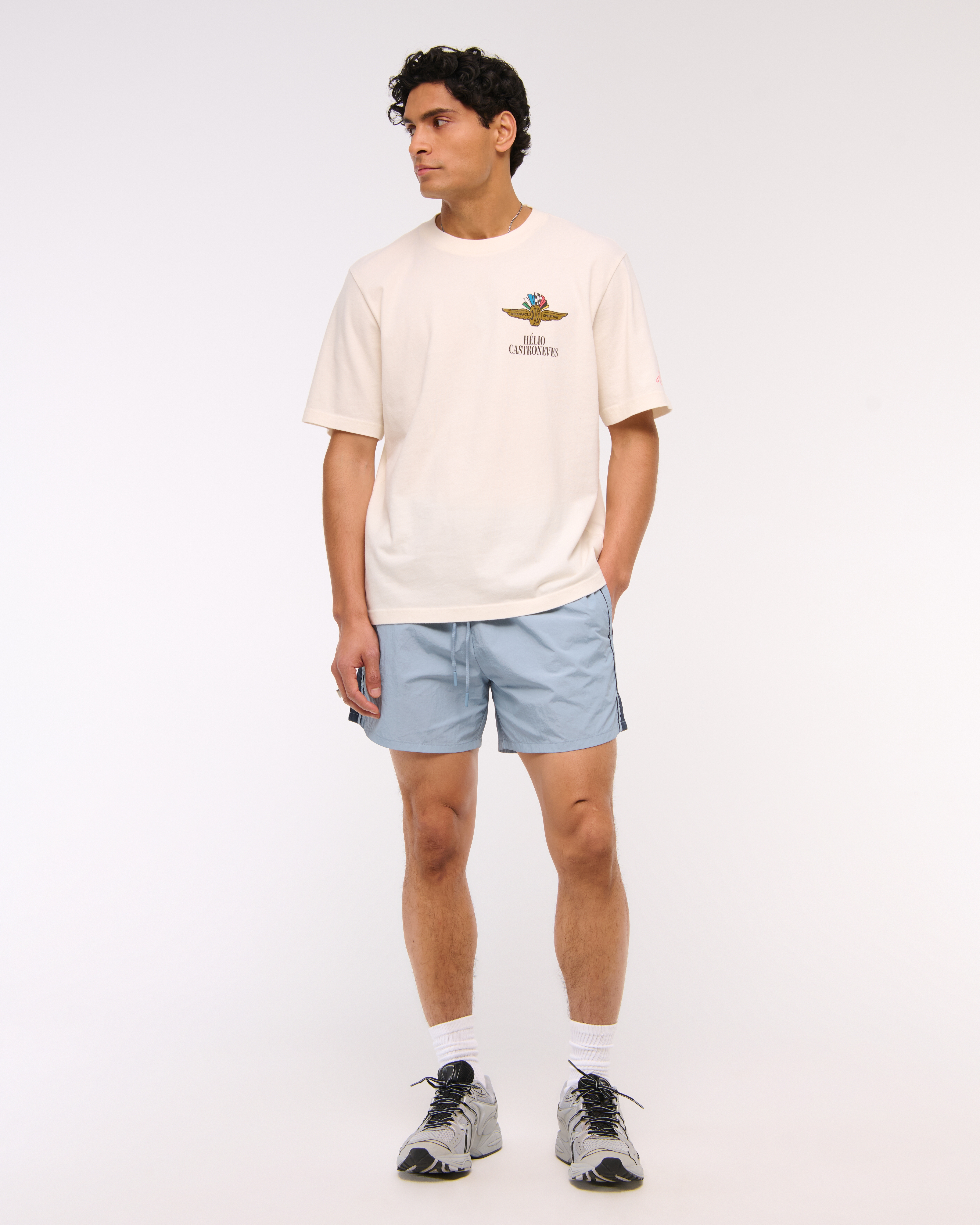 Мужские футболки Abercrombie & Fitch Indianapolis 500 Vintage-Inspired Graphic Tee — фото 3