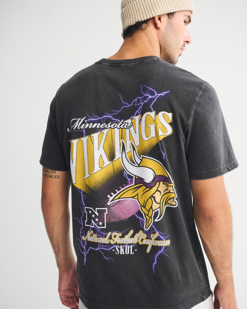 Minnesota Vikings Graphic Tee