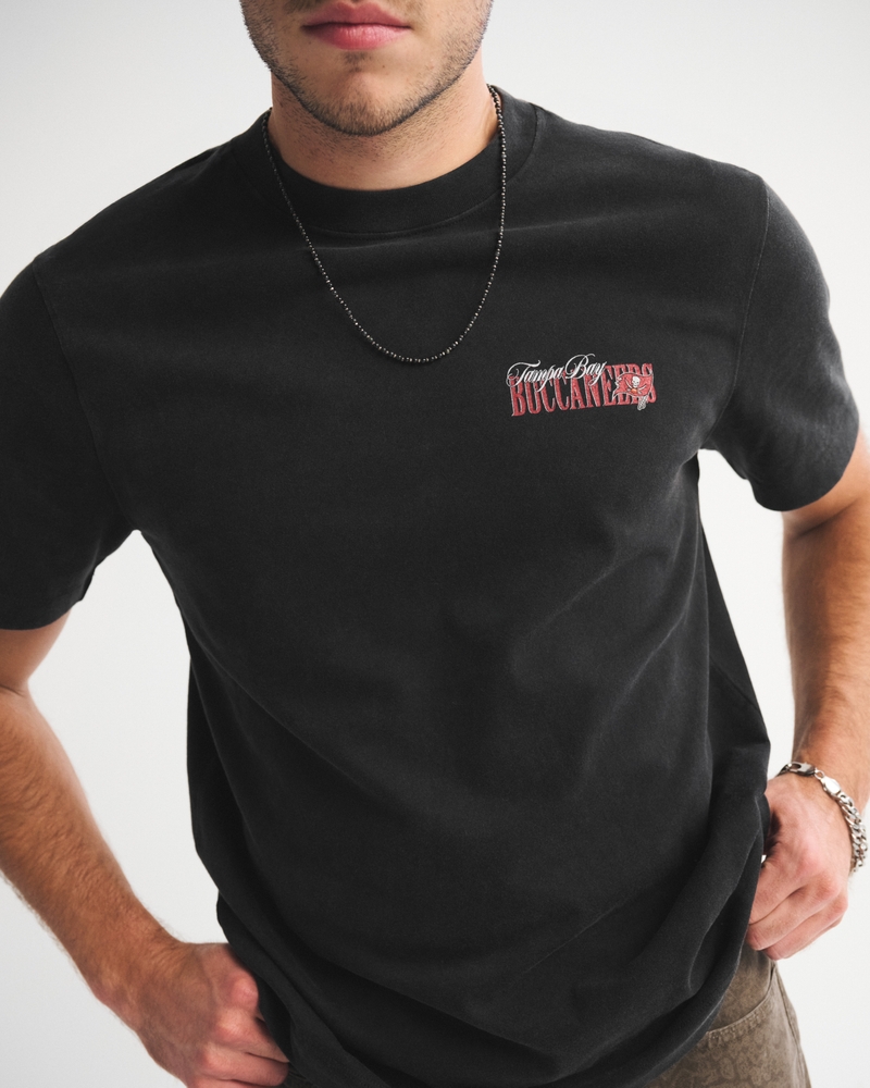 Tampa Bay Buccaneers Graphic Tee