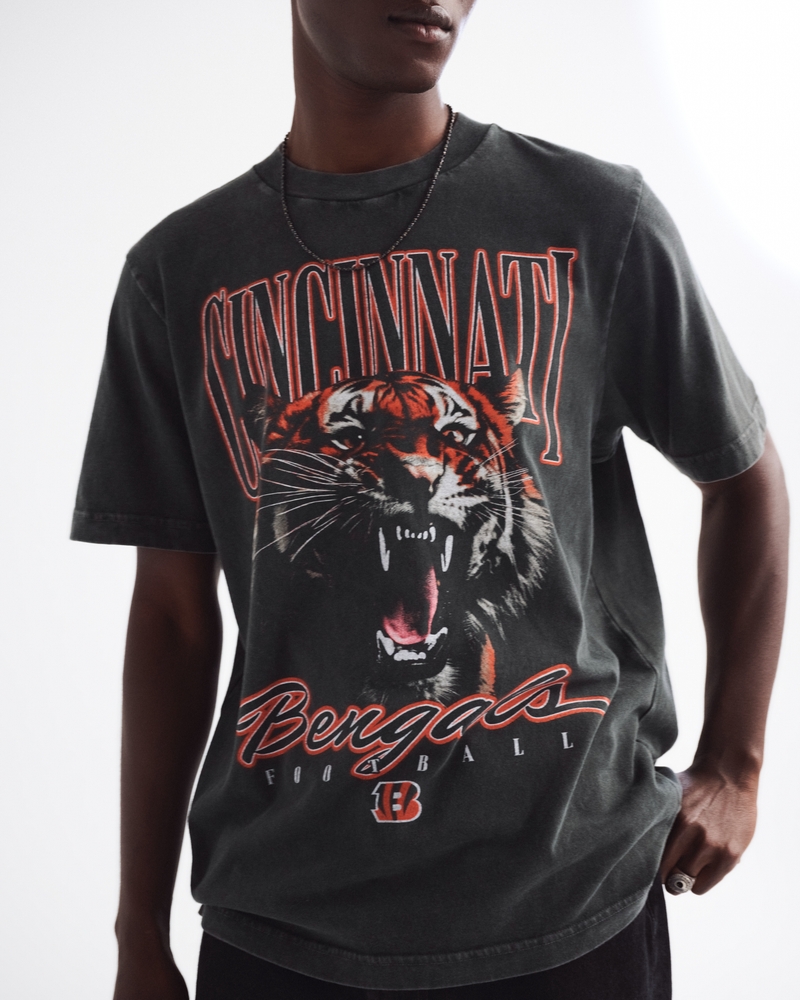 Cincinnati Bengals Vintage-Inspired Graphic Tee