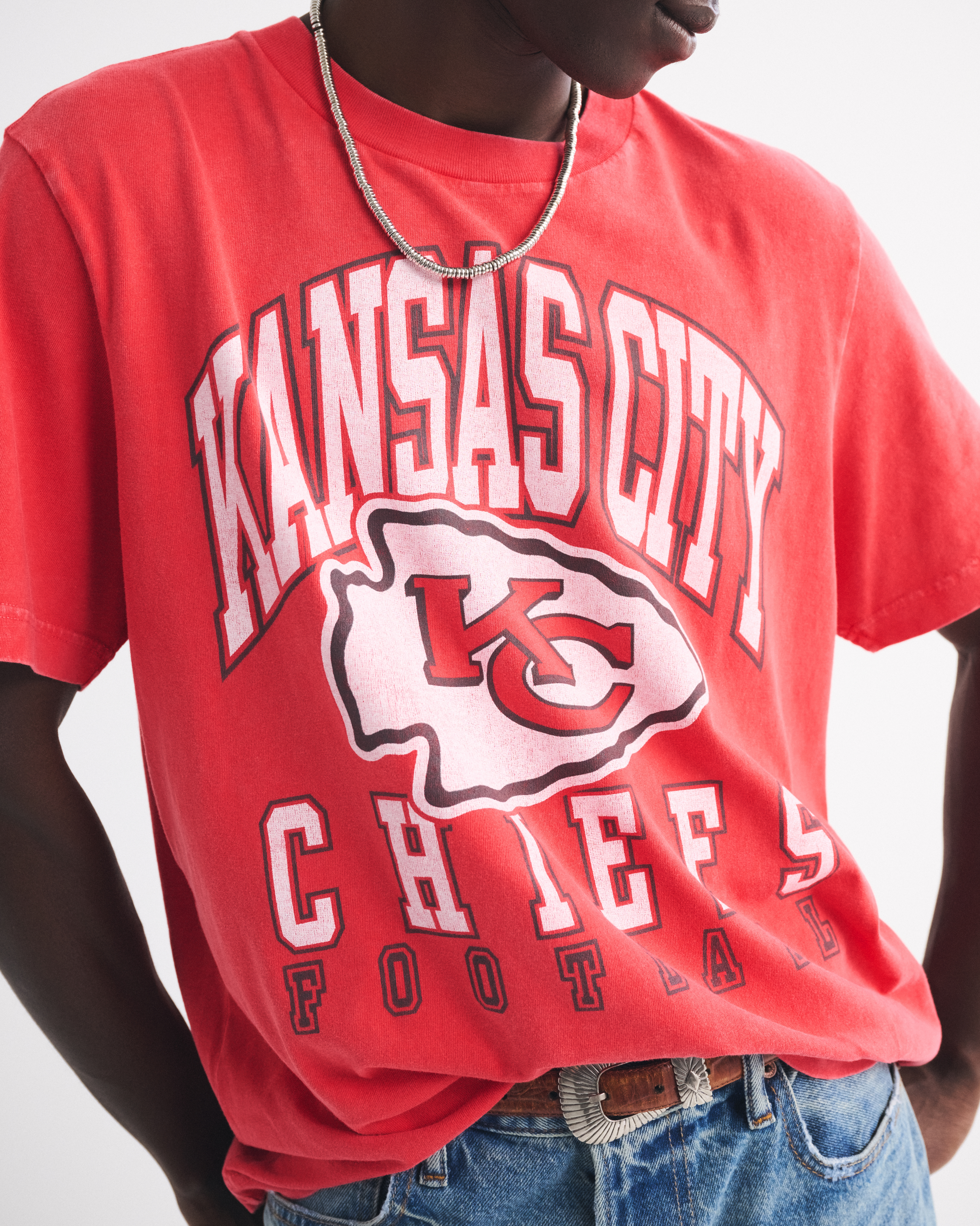 Abercrombie & Fitch Kansas City Chiefs Vintage-inspired Graphic Tee In Red