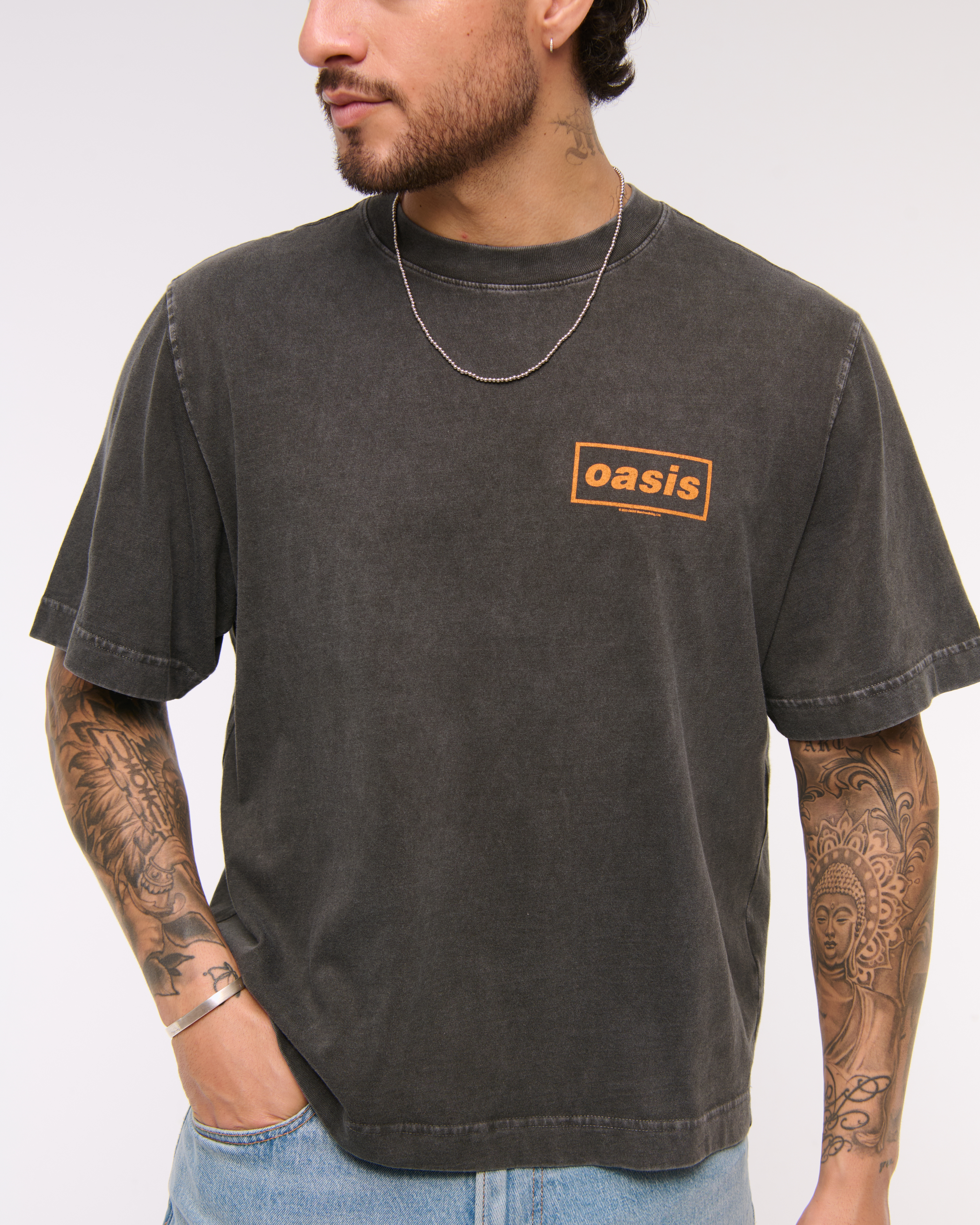 Men's Oasis Vintage-Inspired Cropped Graphic Tee | Men's
