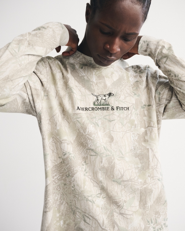 Long-Sleeve Premium Heavyweight 2.0 Graphic Logo Tee