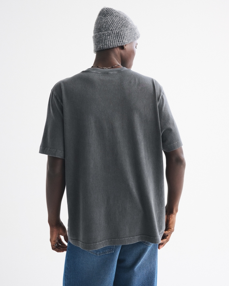 Las Vegas Raiders Vintage-Inspired Graphic Tee
