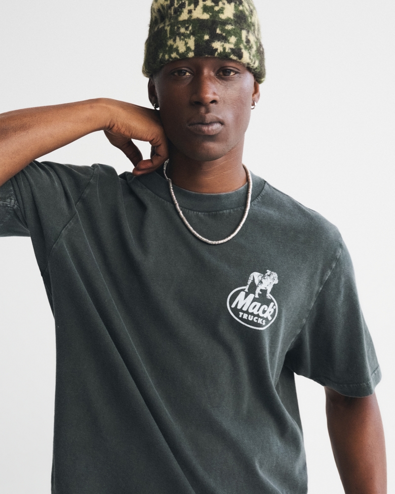 Men's Mack Trucks Vintage-Inspired Graphic Tee | Men's Clearance