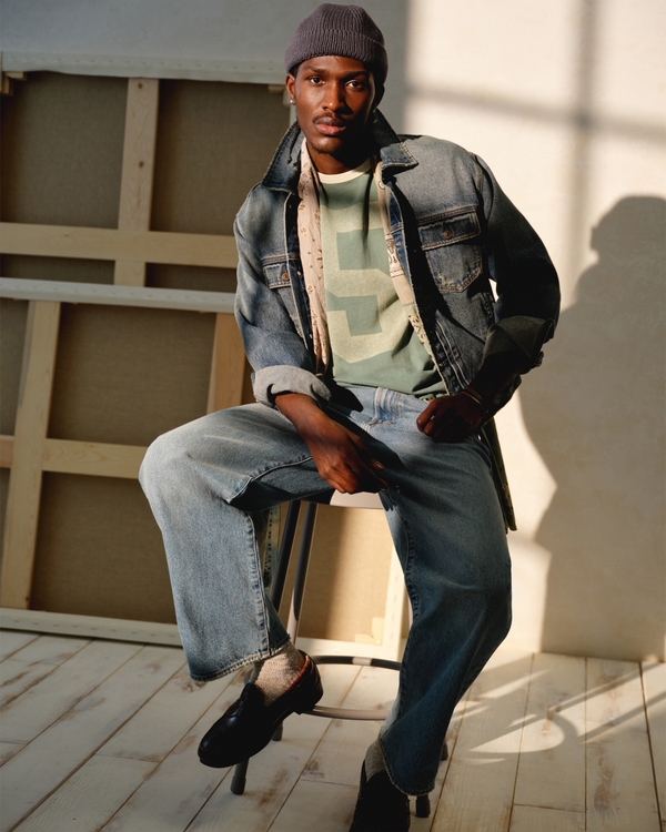 Men's Sports Graphics | Abercrombie & Fitch