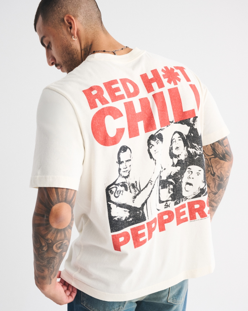 Men's Red Hot Chili Peppers Vintage-Inspired Graphic Tee | Men's