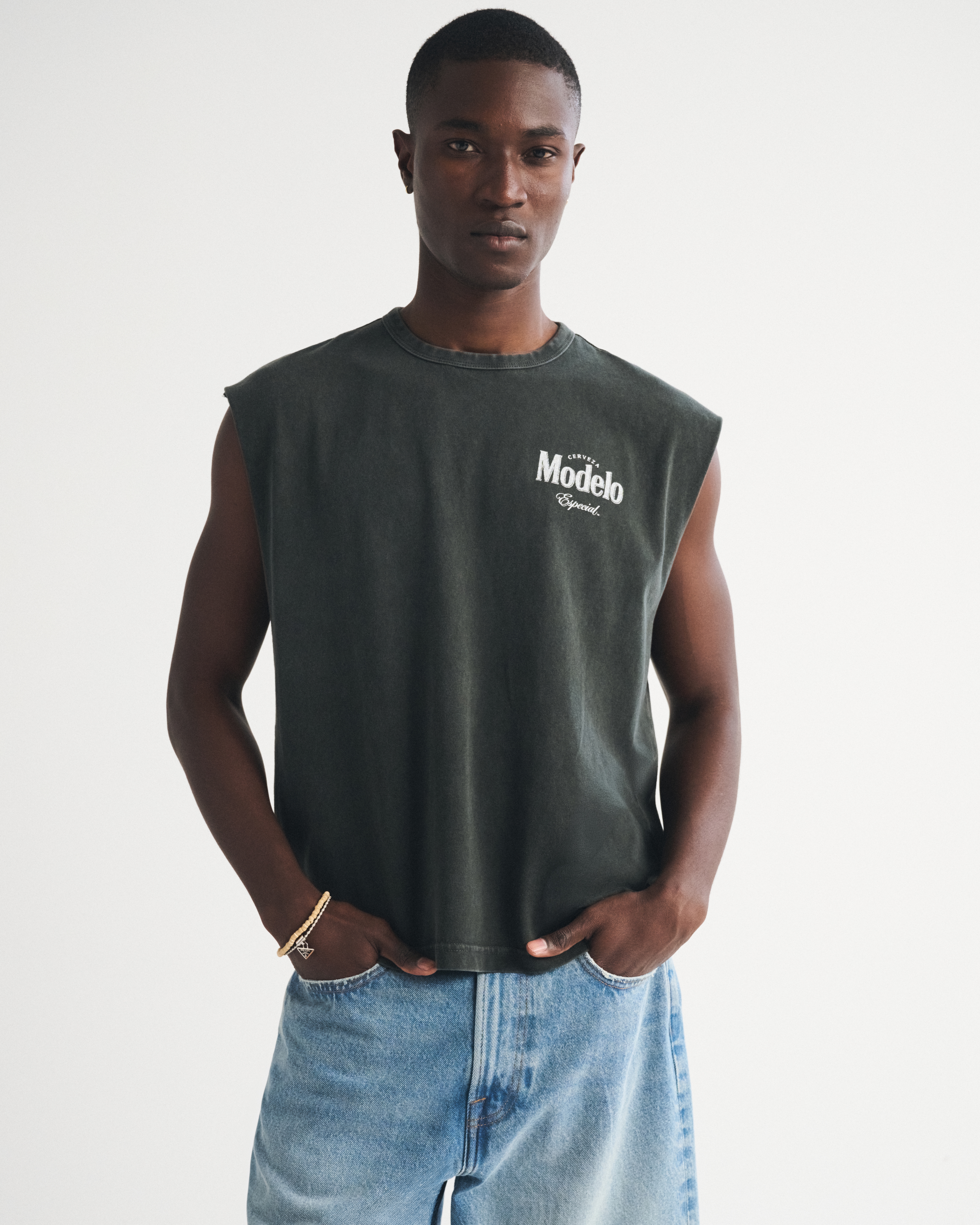 Мужские топы Abercrombie & Fitch Modelo Graphic Drop-Shoulder Tank — фото 2