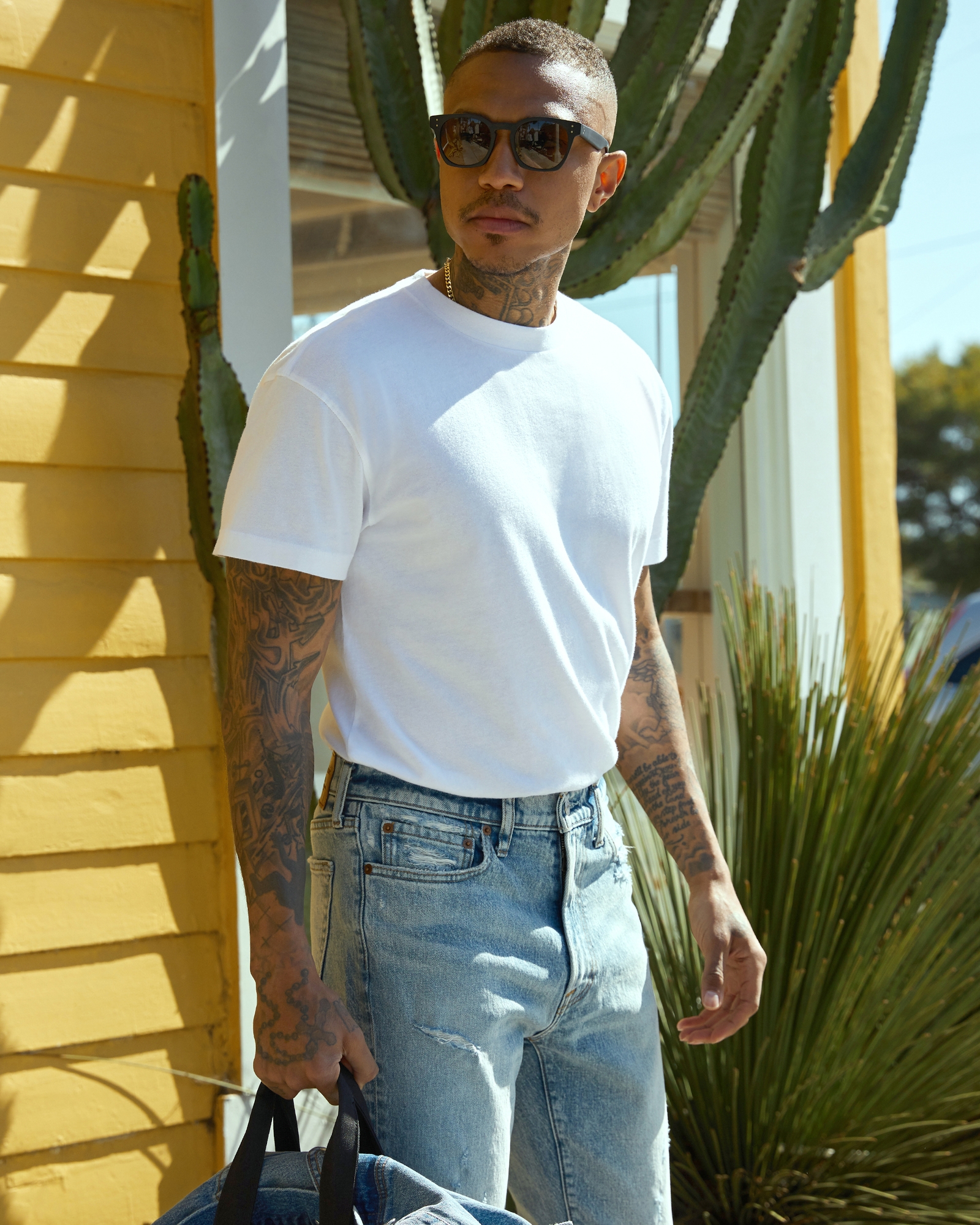 Relaxed Essential Tee