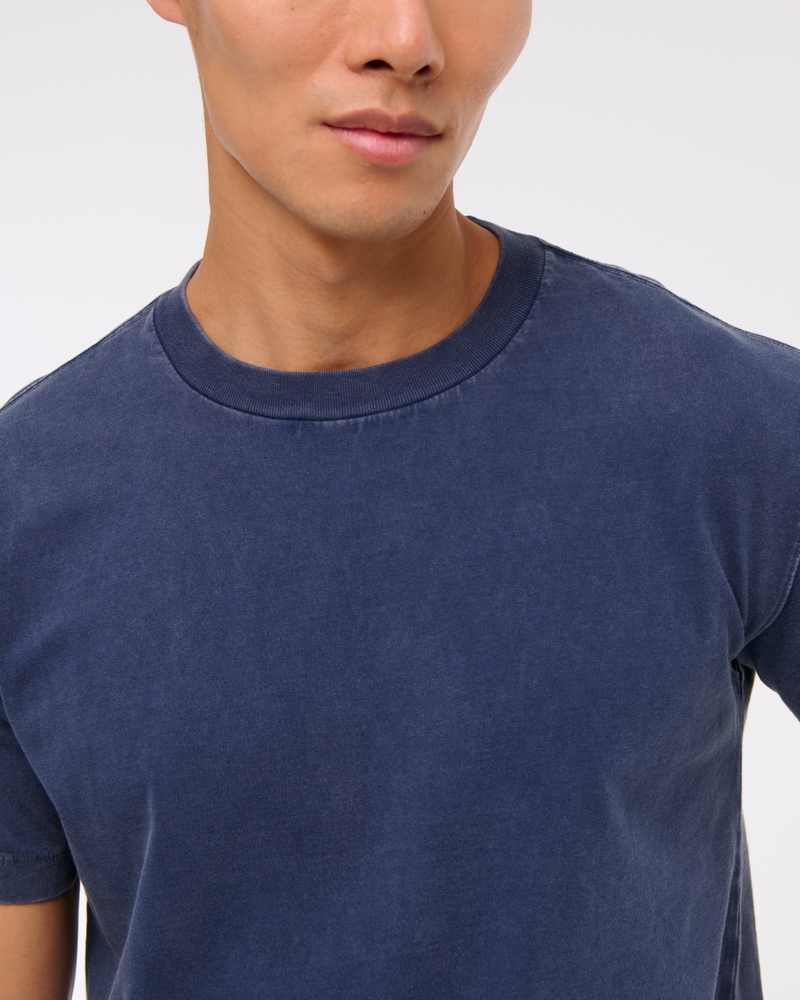 Relaxed Essential Tee
