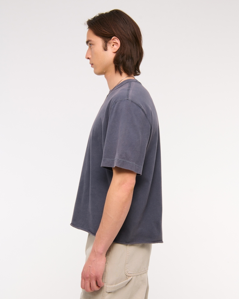 Vintage-Inspired Cropped Tee