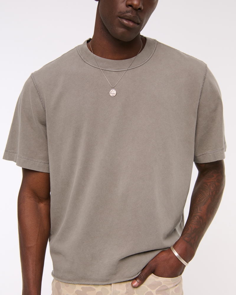 Vintage-Inspired Cropped Tee