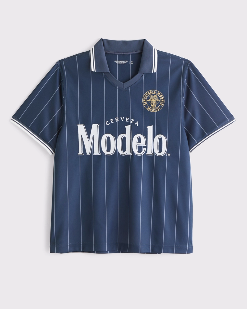 Modelo Soccer Jersey-Inspired Polo