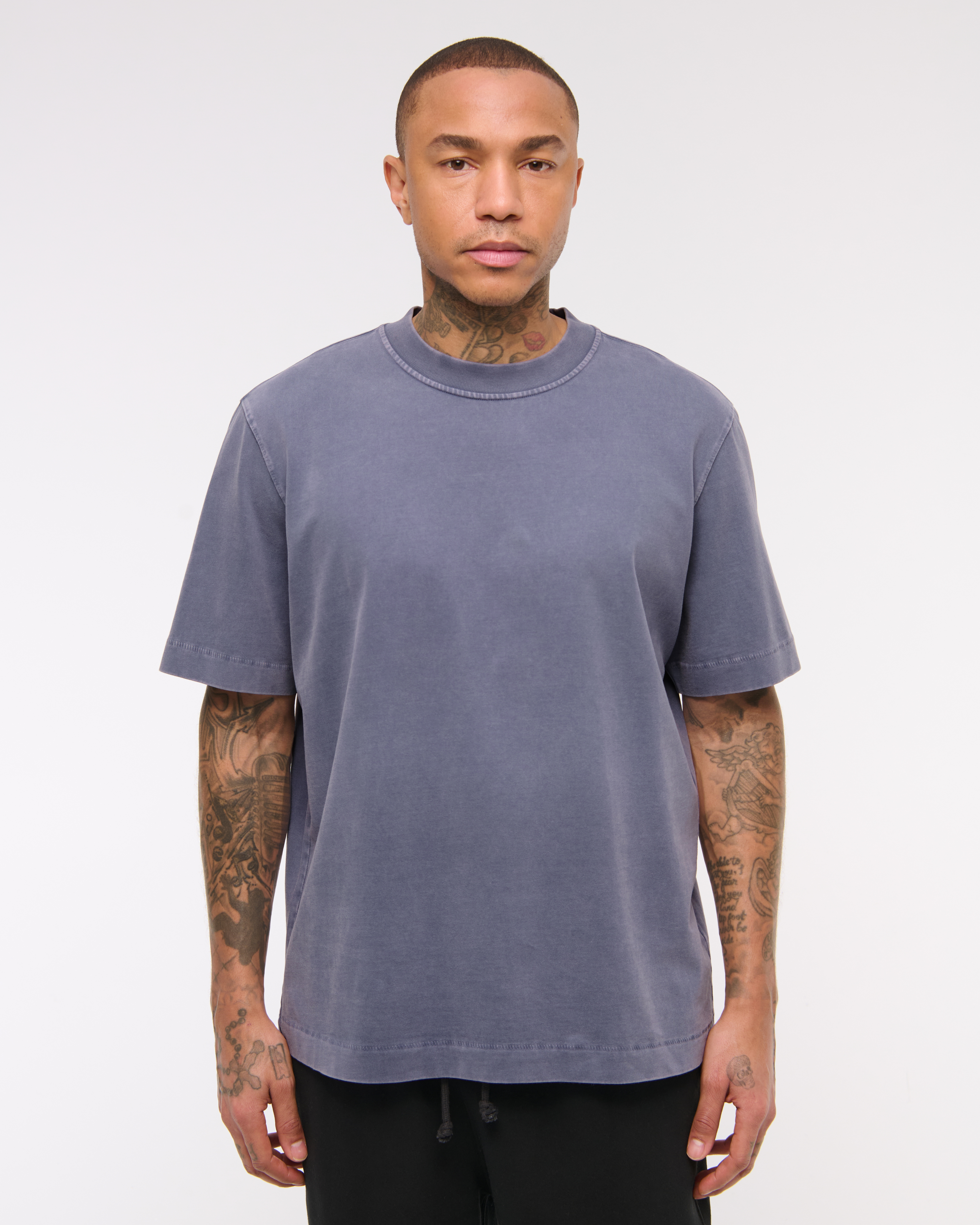 ★Abercrombie & Fitch★ プレミアムヘビーウェイト 2.0Tシャツ Men's Premium Heavyweight 2.0 Tee | Men's Tops | Abercrombie.com