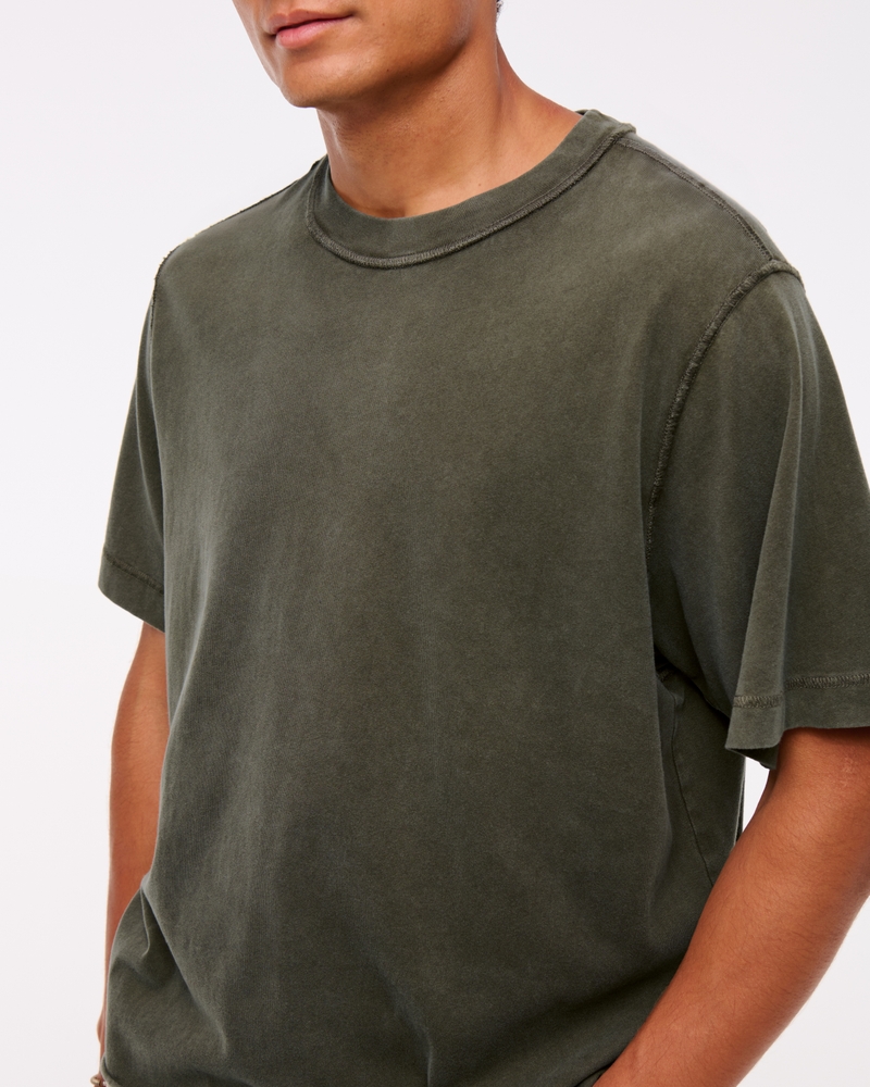 Vintage-Inspired Cropped Tee