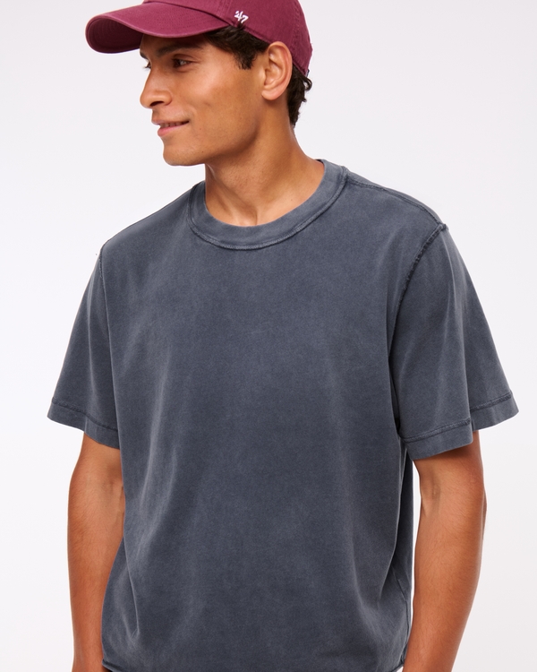 Vintage-Inspired Cropped Tee