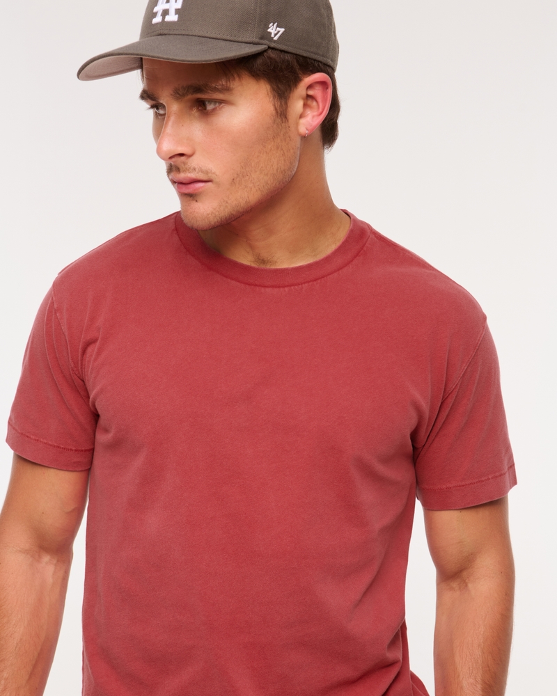 Relaxed Essential Tee