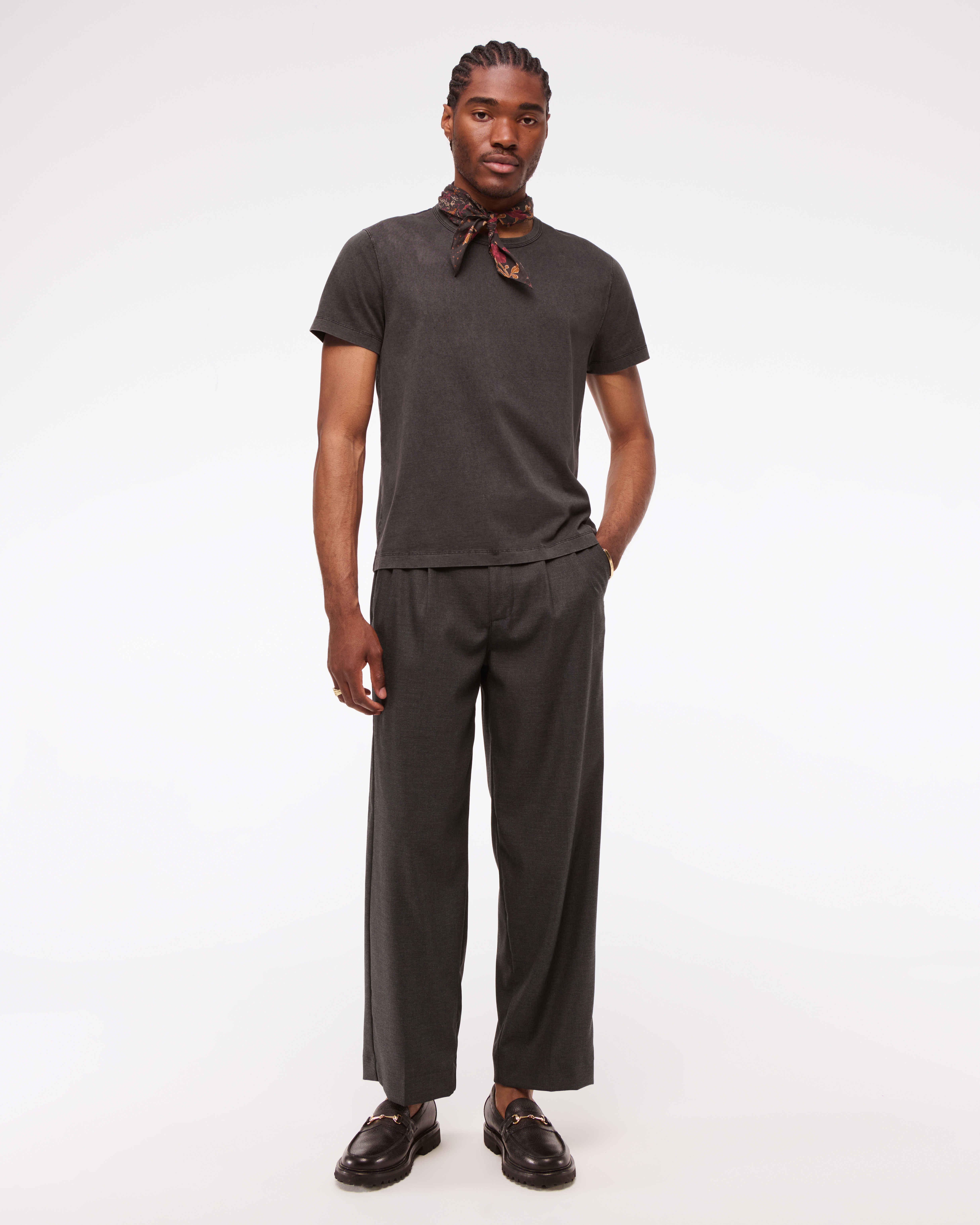 Мужские футболки Abercrombie & Fitch Classic Polished Cropped Tee — фото 3