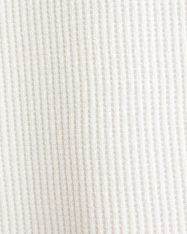 Long-Sleeve Classic Waffle Henley