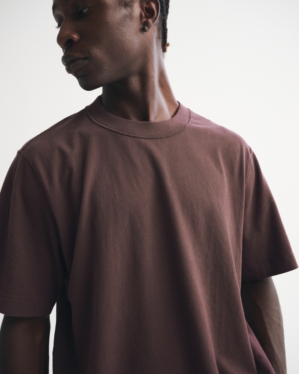 Vintage-Inspired Cropped Tee