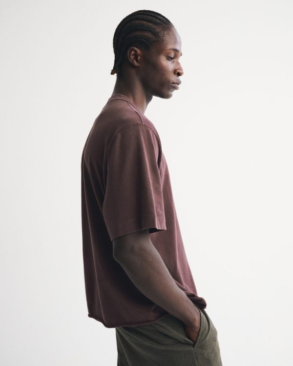 Vintage-Inspired Cropped Tee