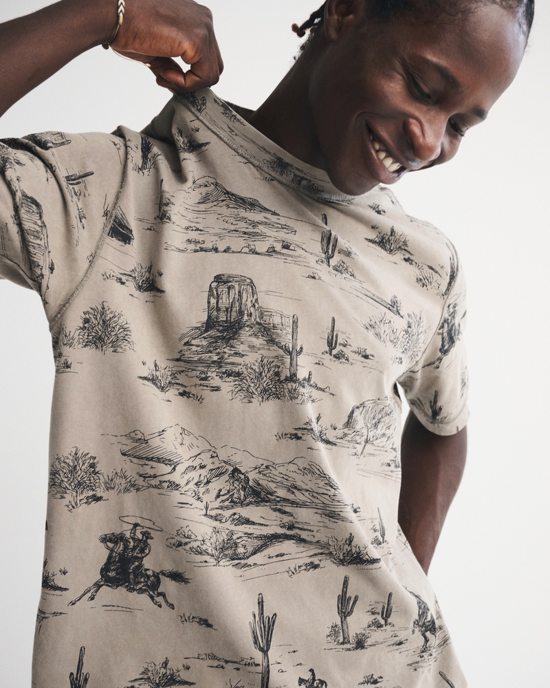 Vintage-Inspired Tee - thumbnail 4