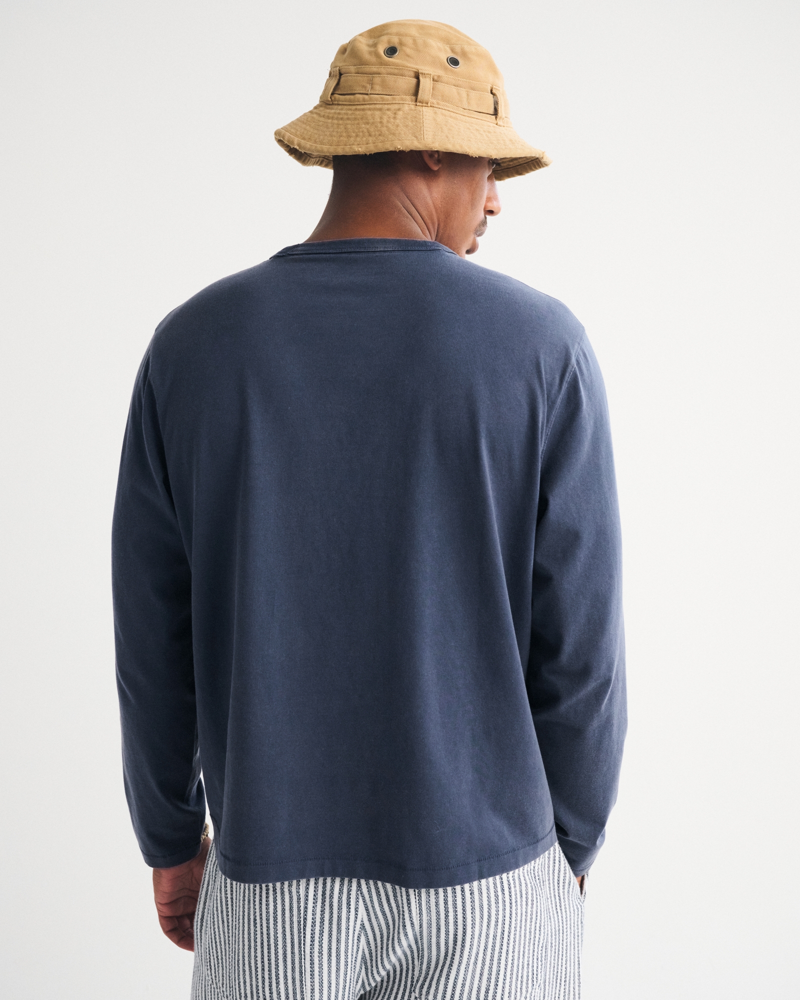 Men's Long-Sleeve Boxy Tee | Men's Tops | Abercrombie.com