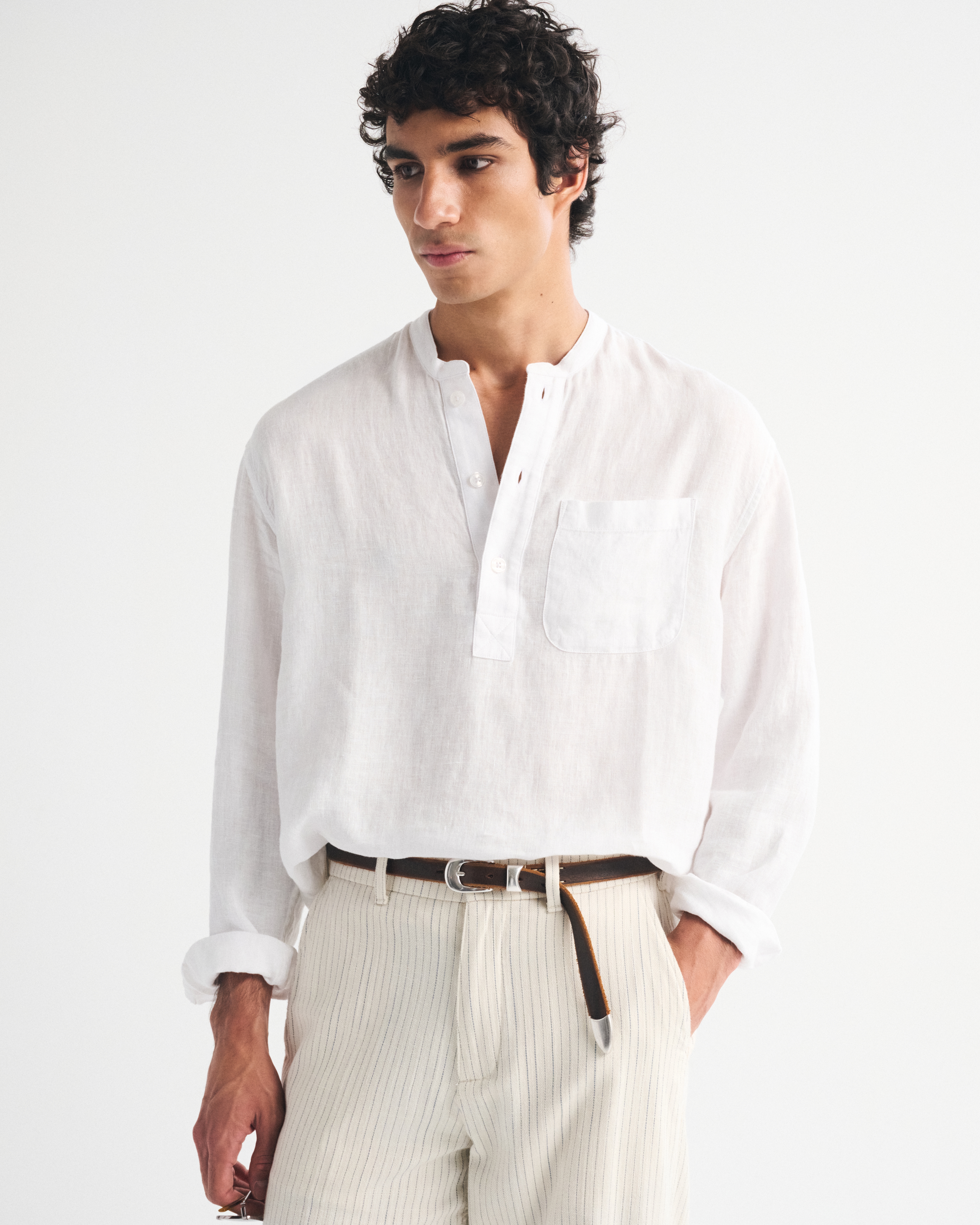 Мужская льняная рубашка-пуловер Abercrombie & Fitch Banded Collar, цвет: Белый — фото 2