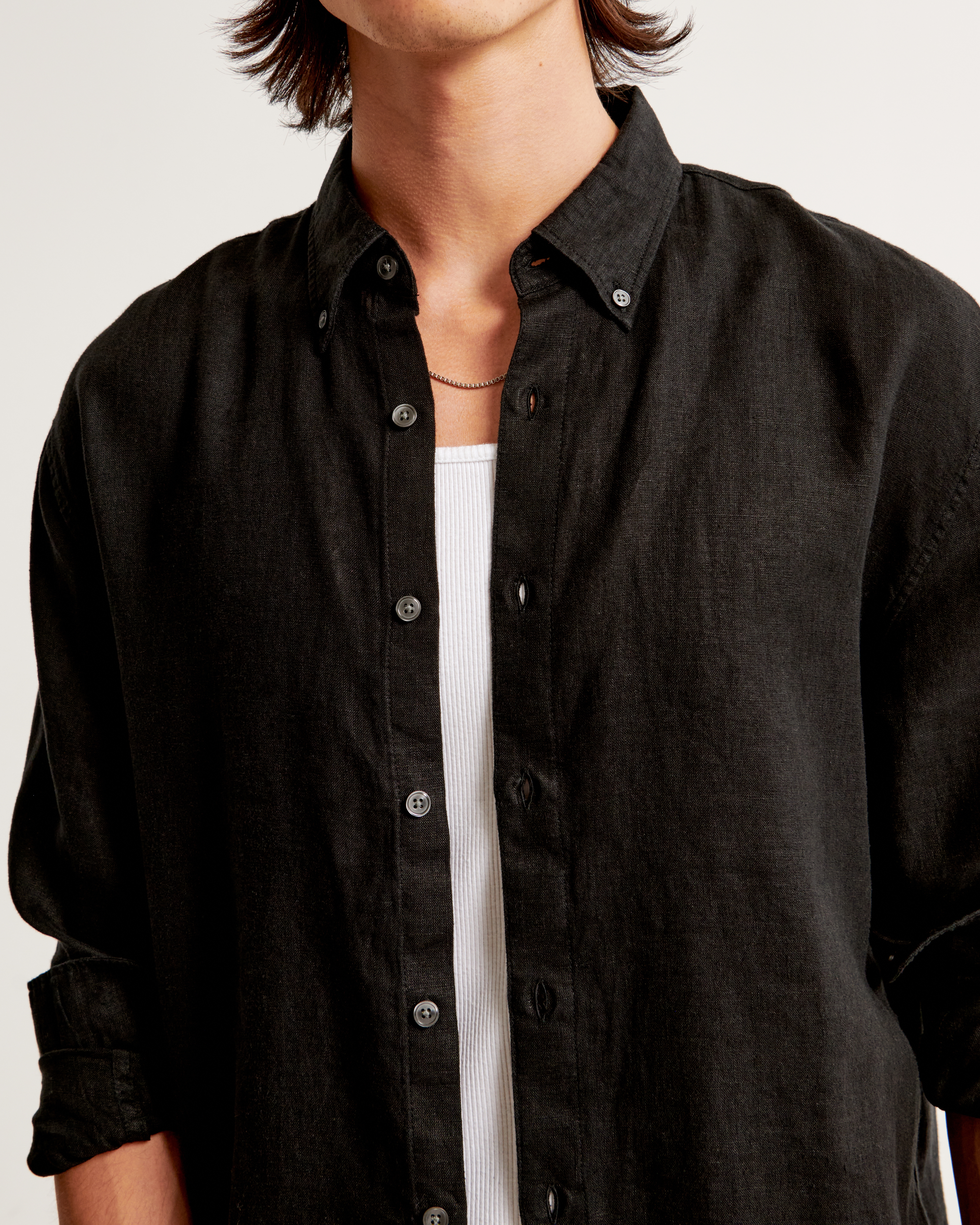 【Abercrombie & Fitch】ボタンアップ リネンシャツ 関税送料込 Men's Linen Button-Up Shirt | Men's Clearance | Abercrombie.com