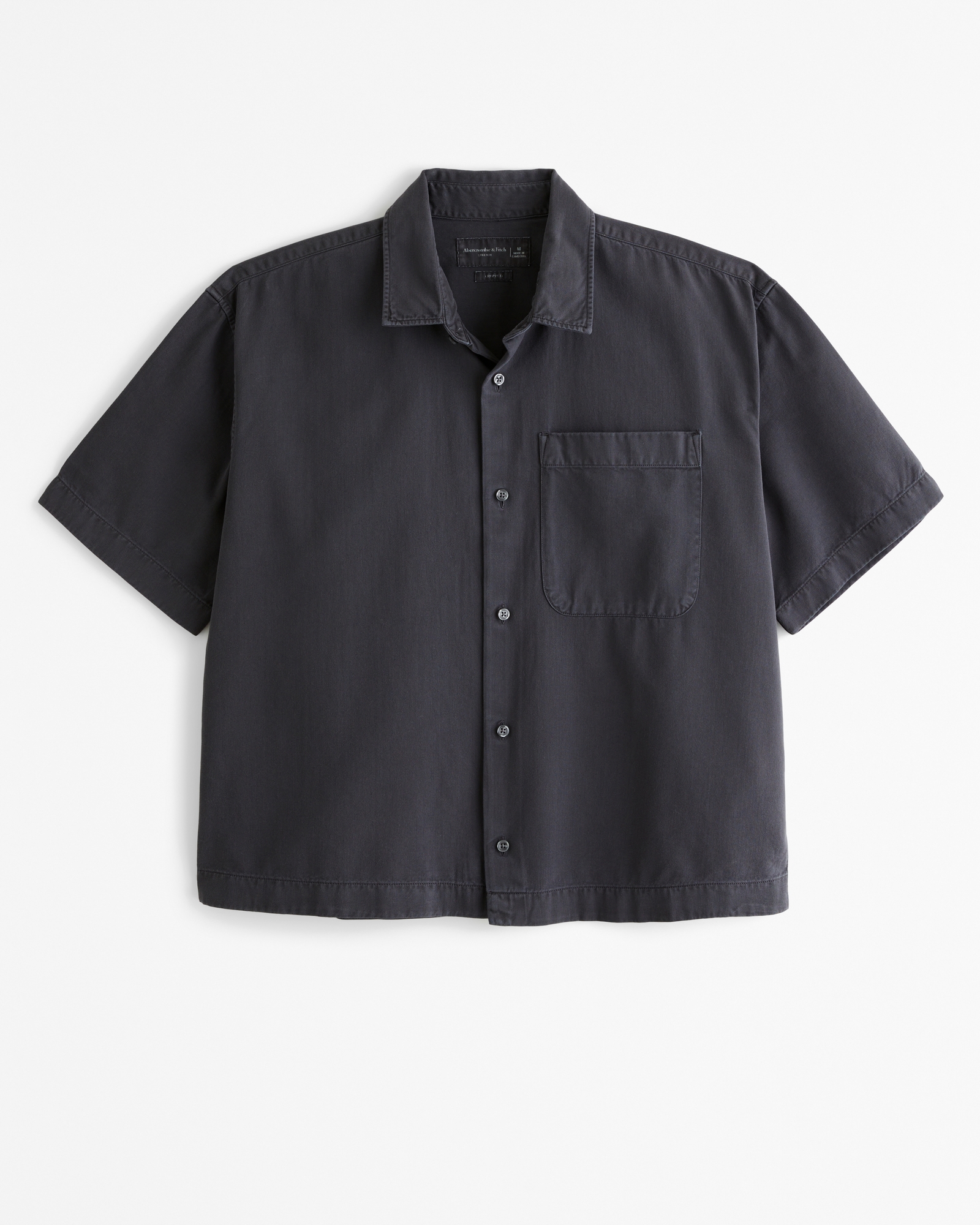 Short-Sleeve Cropped Workwear Button-Up Shirt