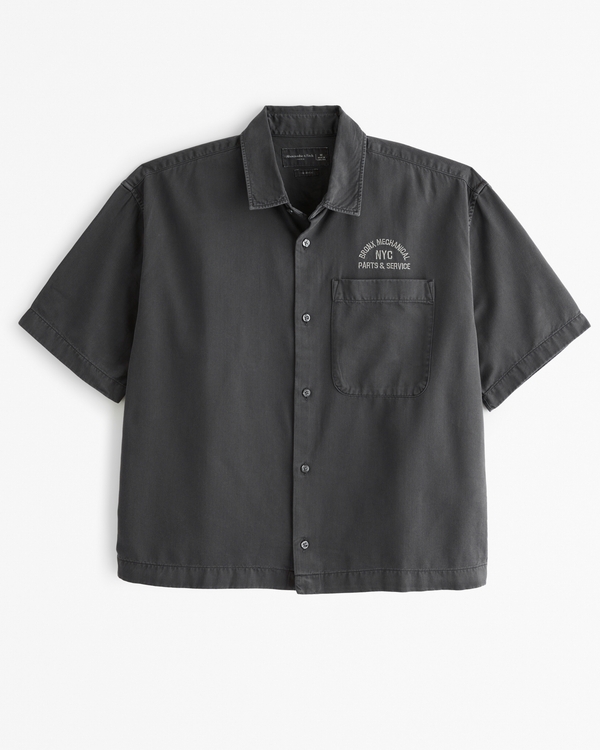 Short-Sleeve Cropped Workwear Graphic Button-Up Shirt, Dark Gray