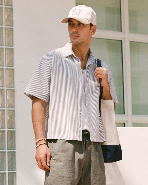 Short-Sleeve Cropped Poplin Button-Up Shirt, Light Grey Stripe