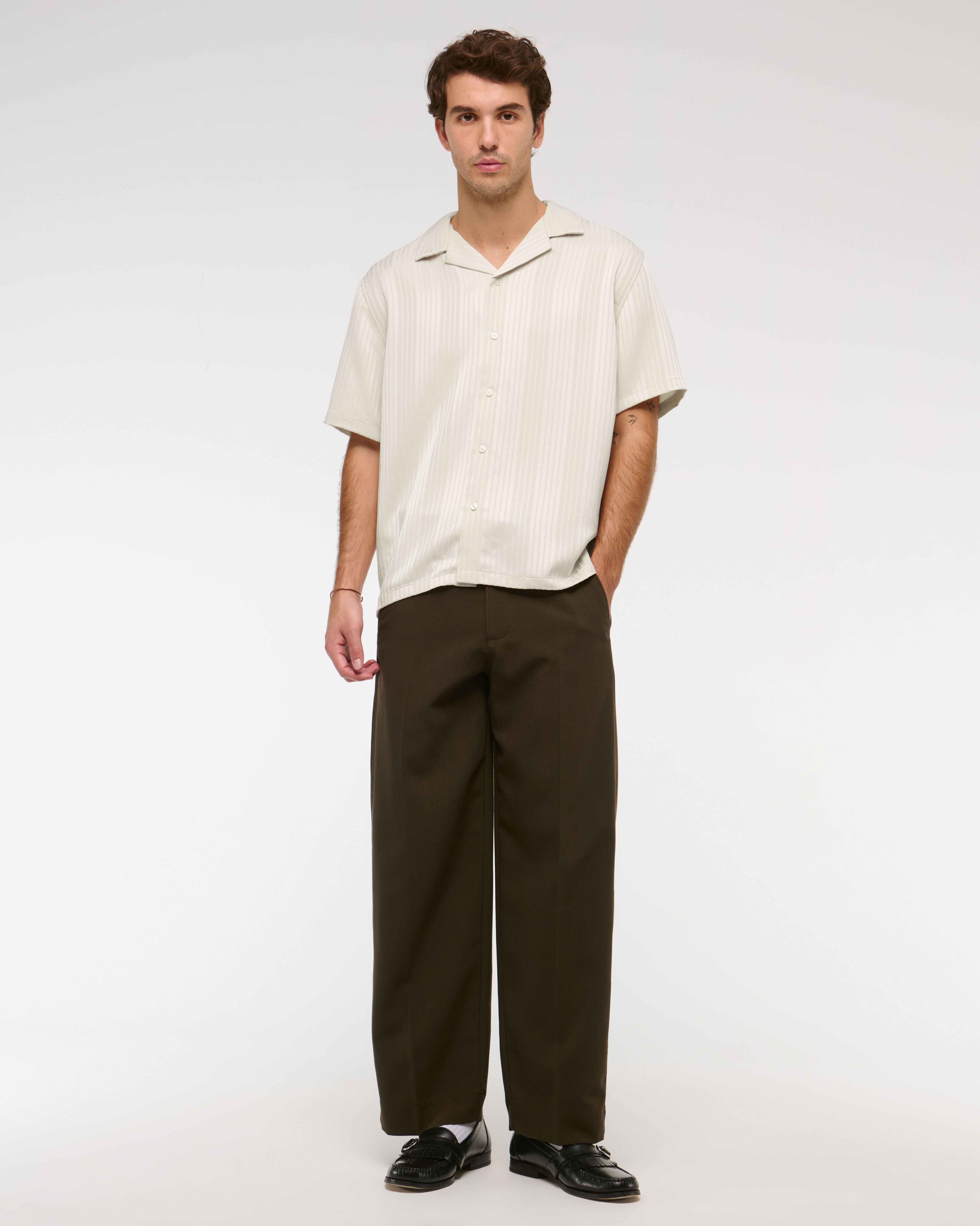 Мужские рубашки Abercrombie & Fitch Camp Collar Textured Button-Up Shirt — фото 3