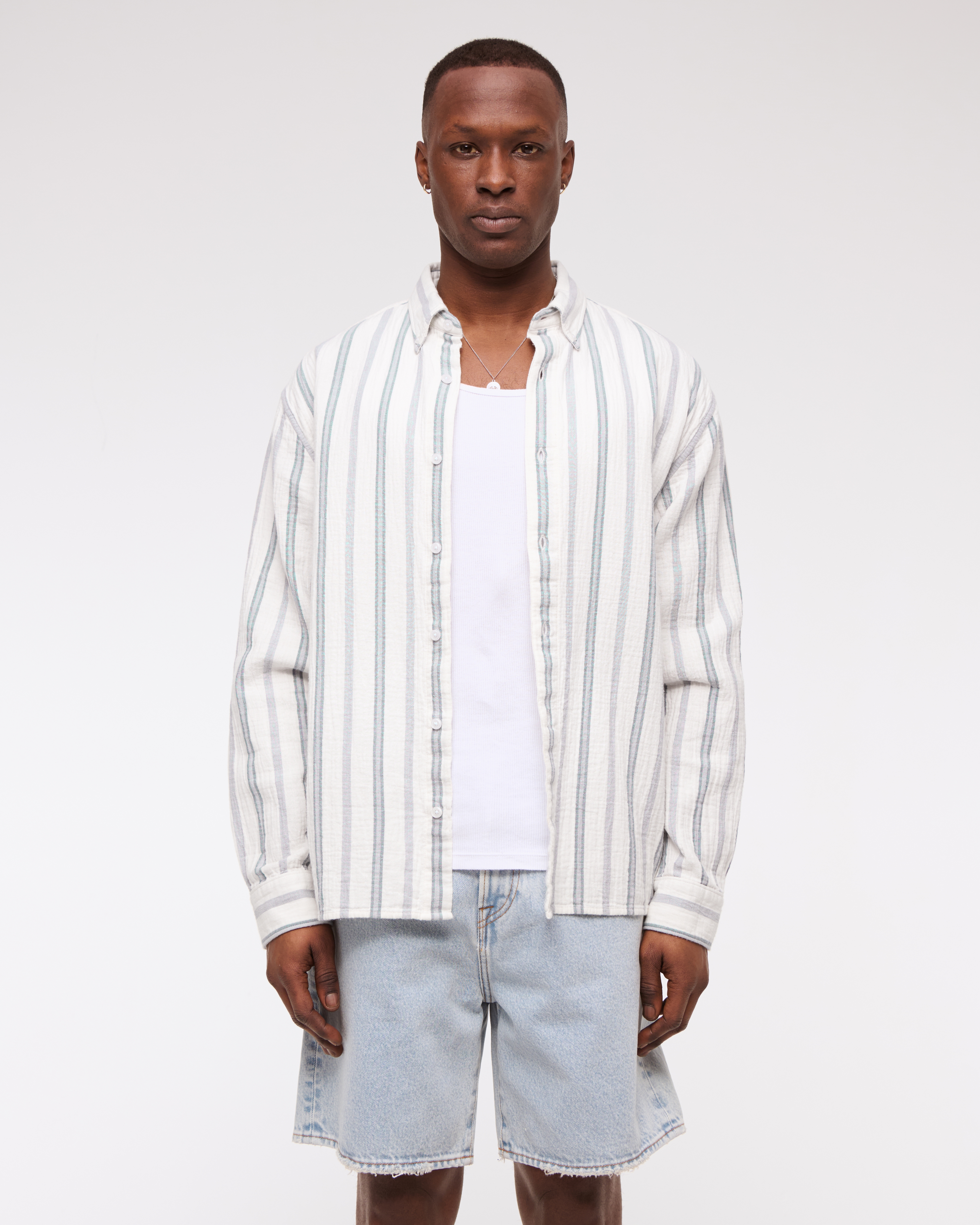 【大人気】Abercrombie & Fitch ブリージー シャツ メンズ A&F ブリージーシャツ | メンズ セール | Abercrombie.com