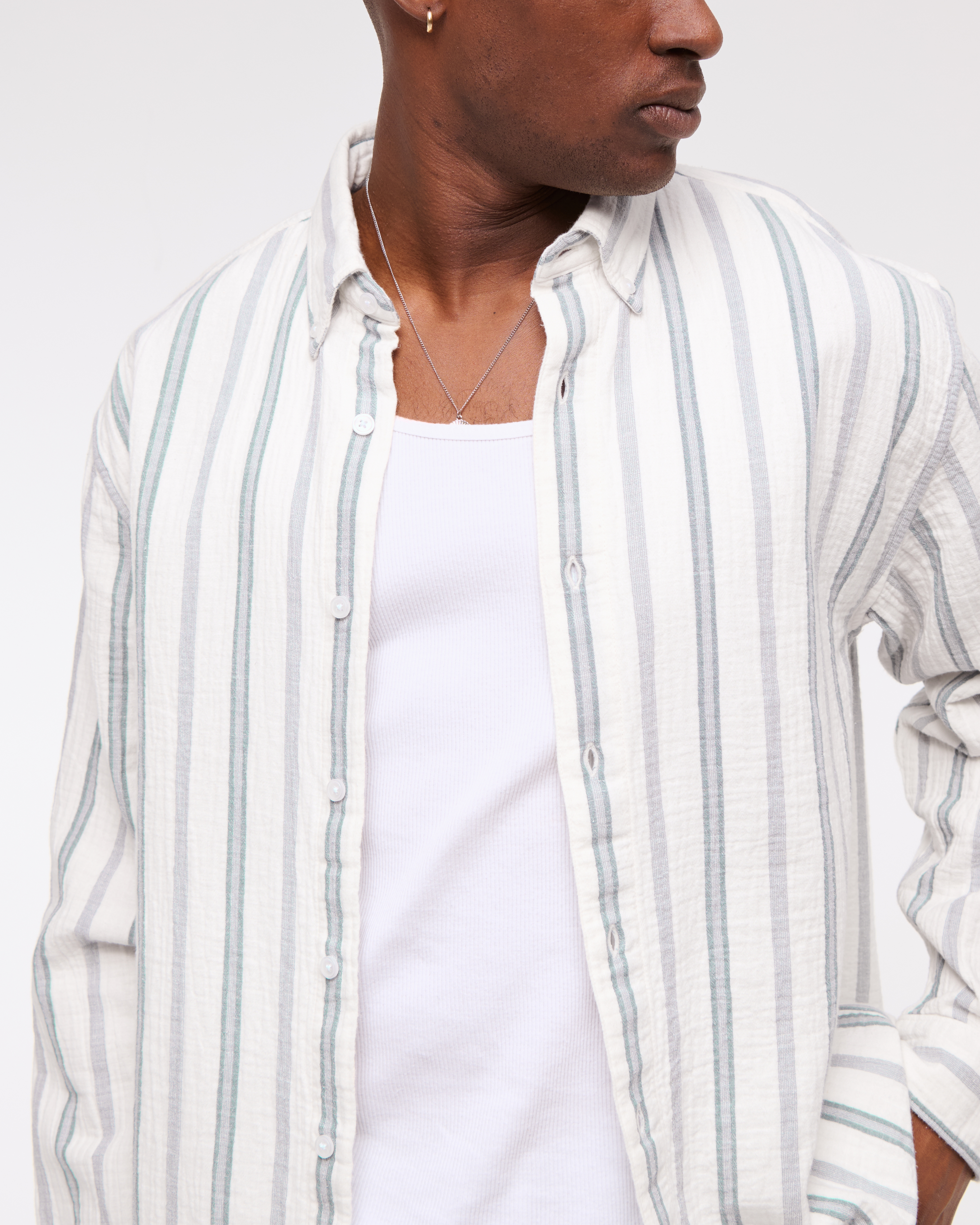 【大人気】Abercrombie & Fitch ブリージー シャツ メンズ A&F ブリージーシャツ | メンズ セール | Abercrombie.com