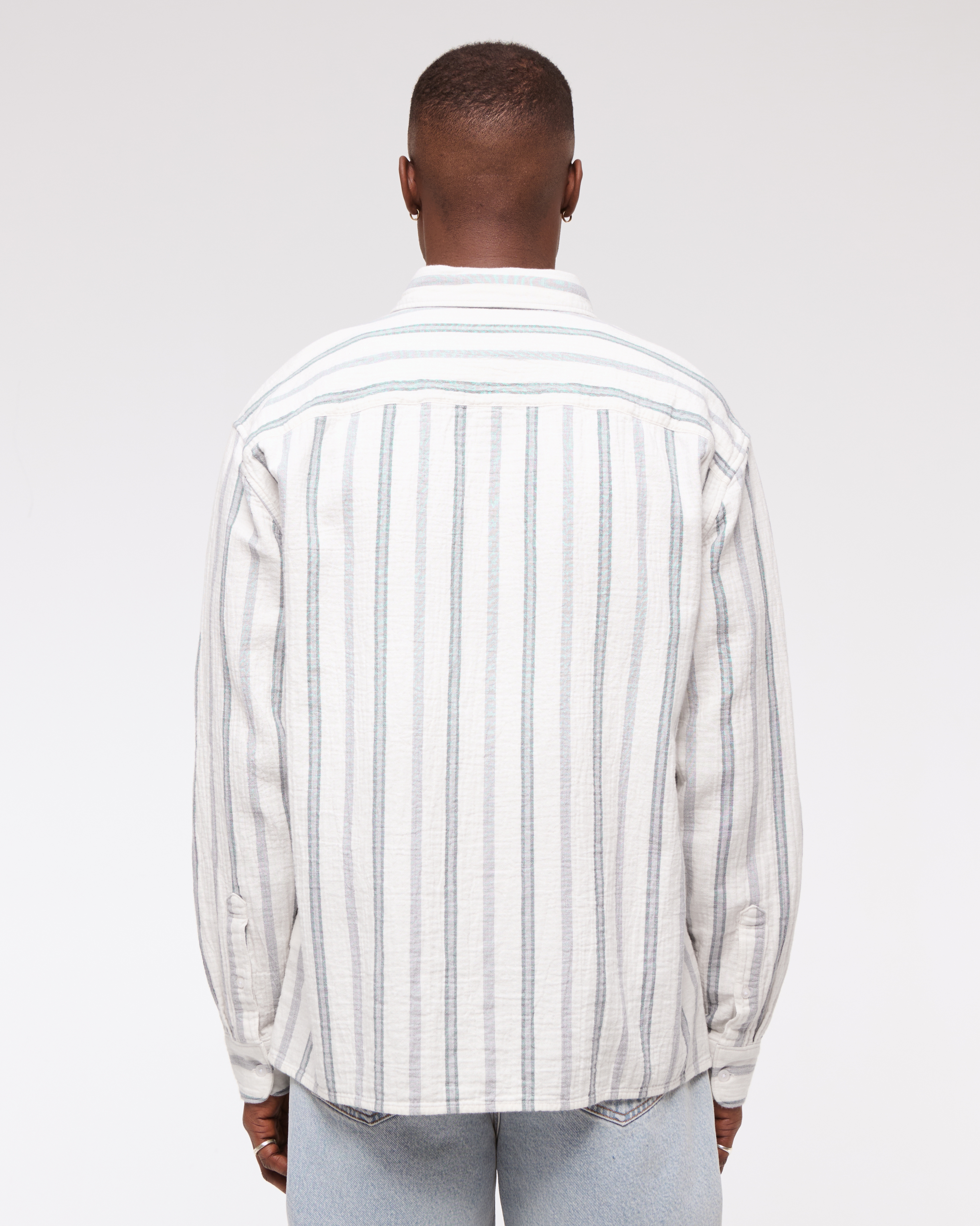 【大人気】Abercrombie & Fitch ブリージー シャツ メンズ A&F ブリージーシャツ | メンズ セール | Abercrombie.com