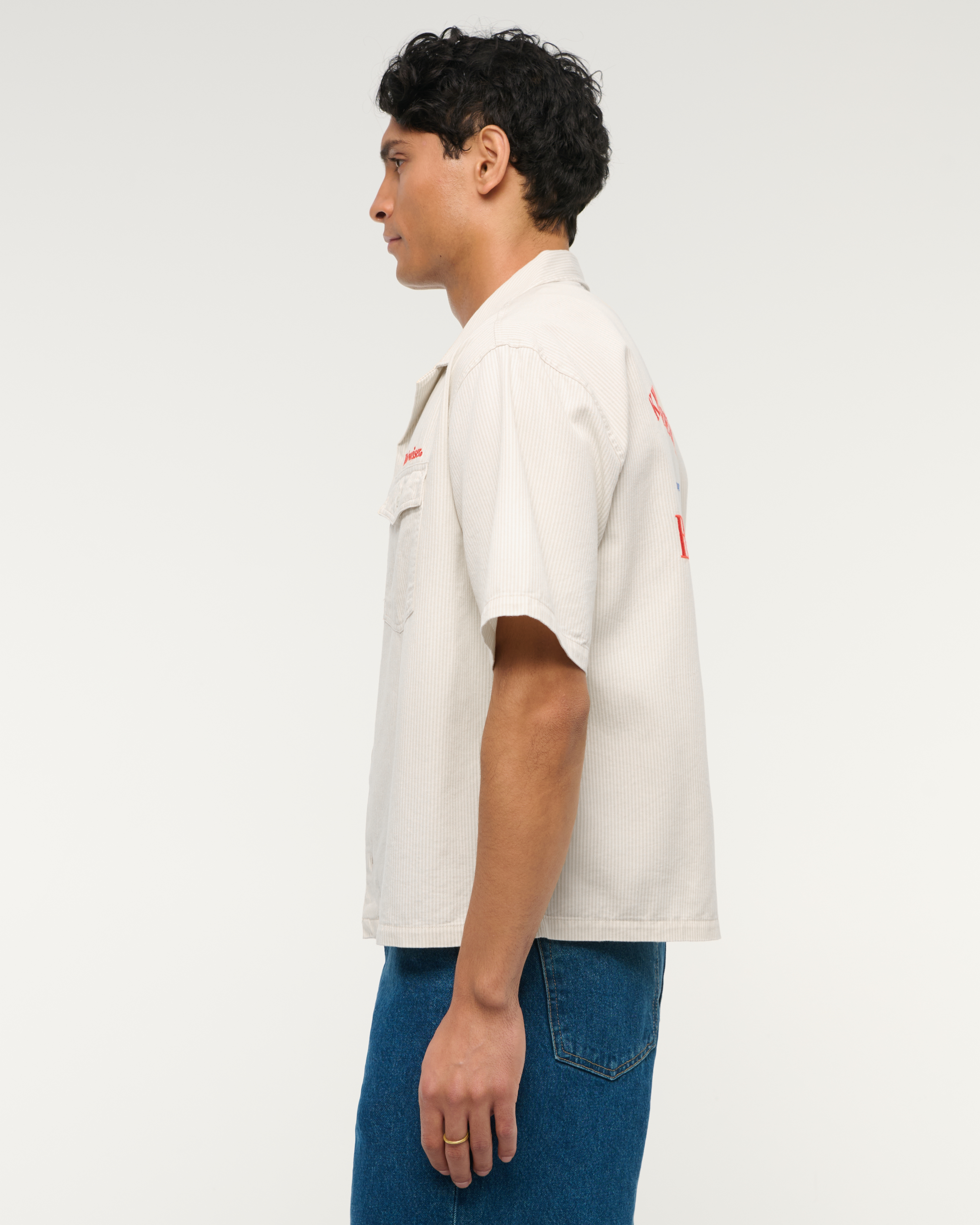 Men's Short-Sleeve Cropped Budweiser Workwear Button-Up