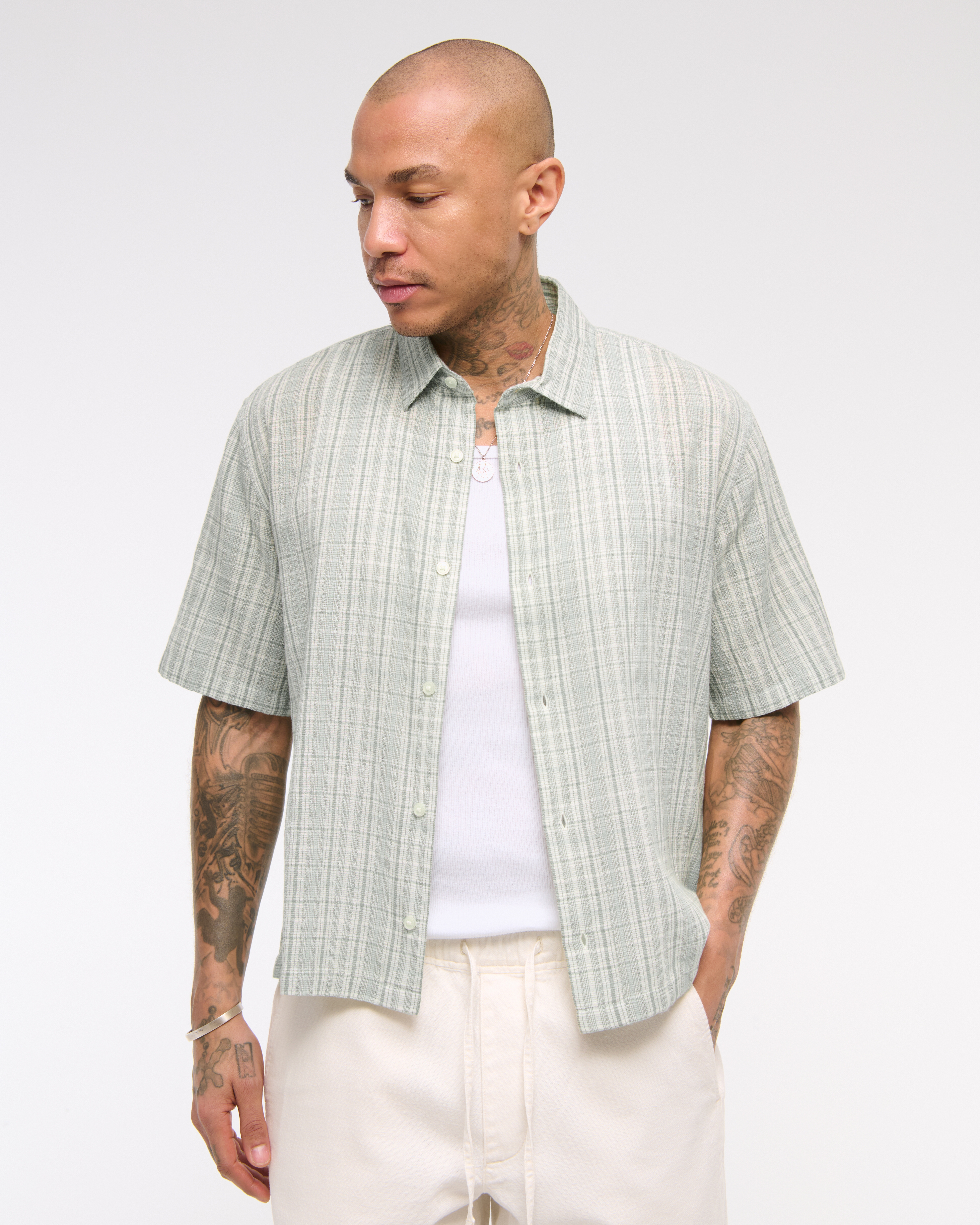 Abercrombie & Fitch Short-sleeve Textural Plaid Button-up Shirt In Green