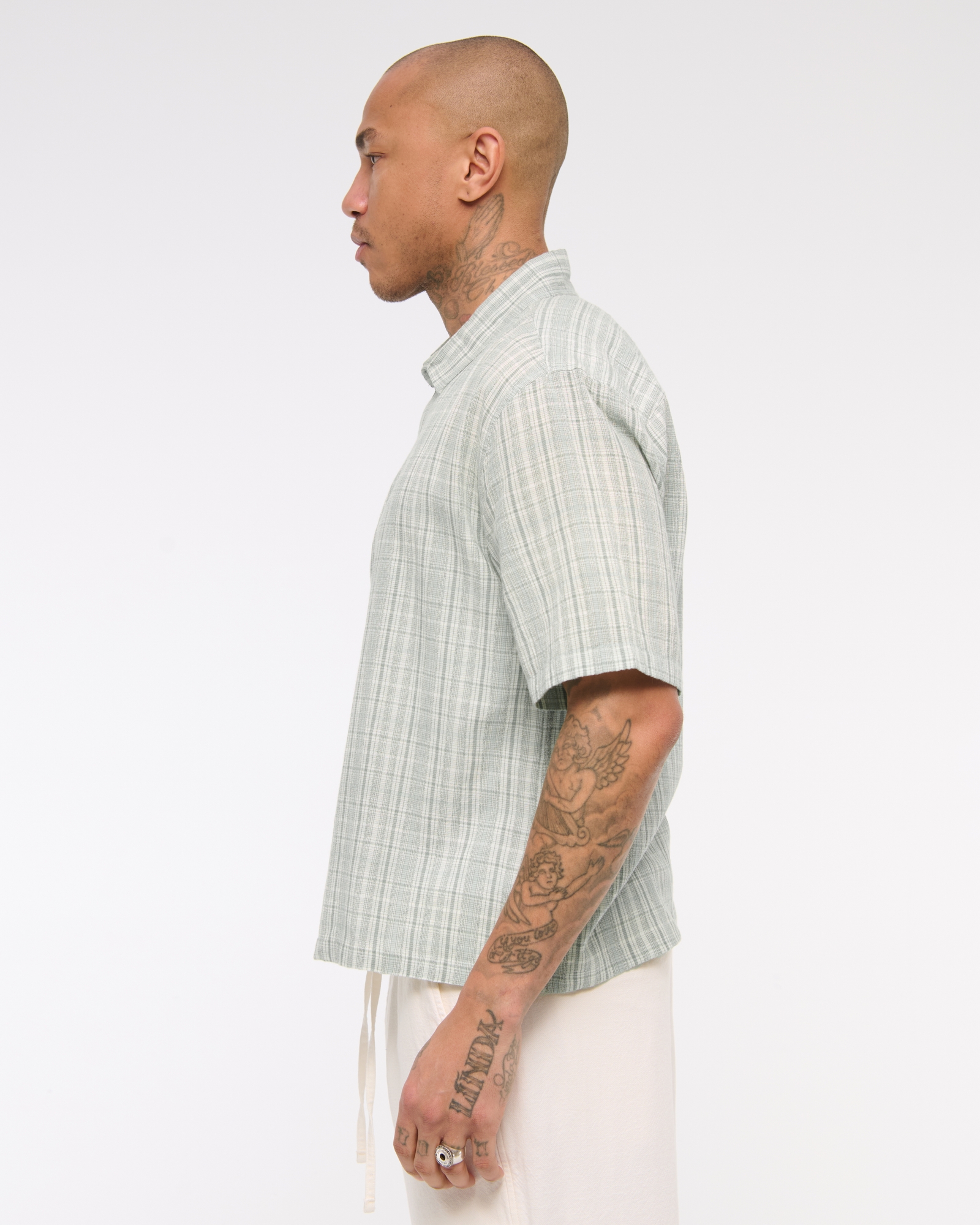 Short-Sleeve Cropped Textural Plaid Button-Up Shirt