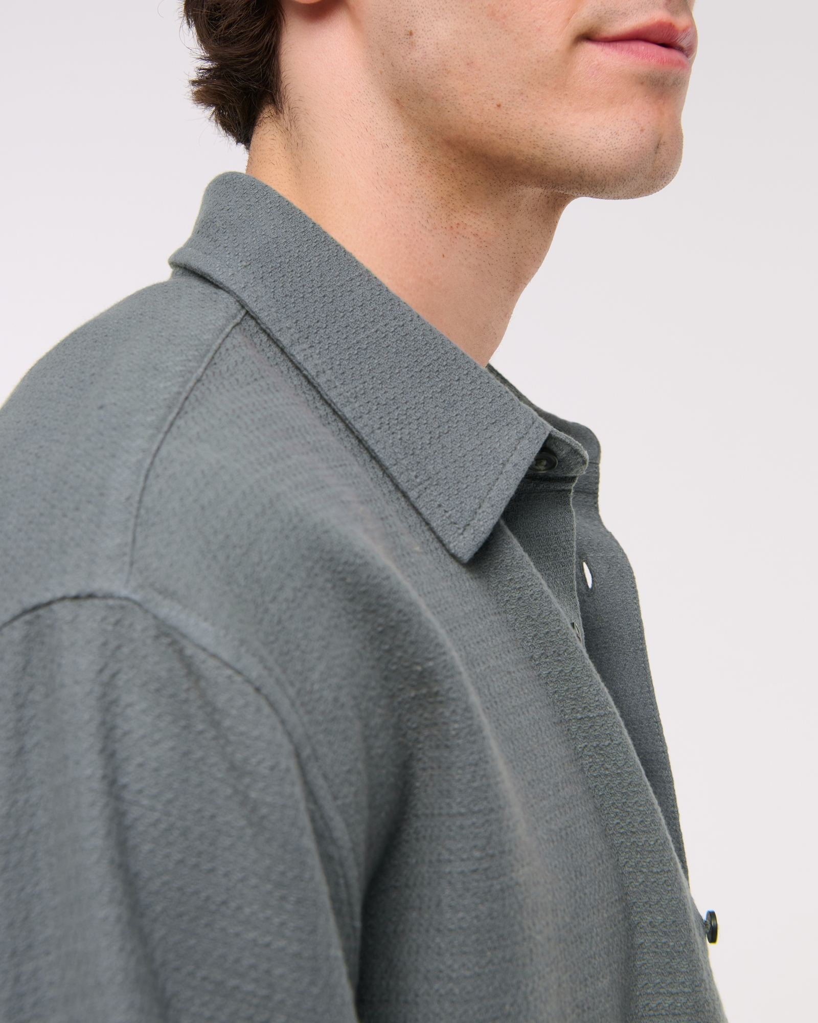 Cropped Slub Button-Up Shirt
