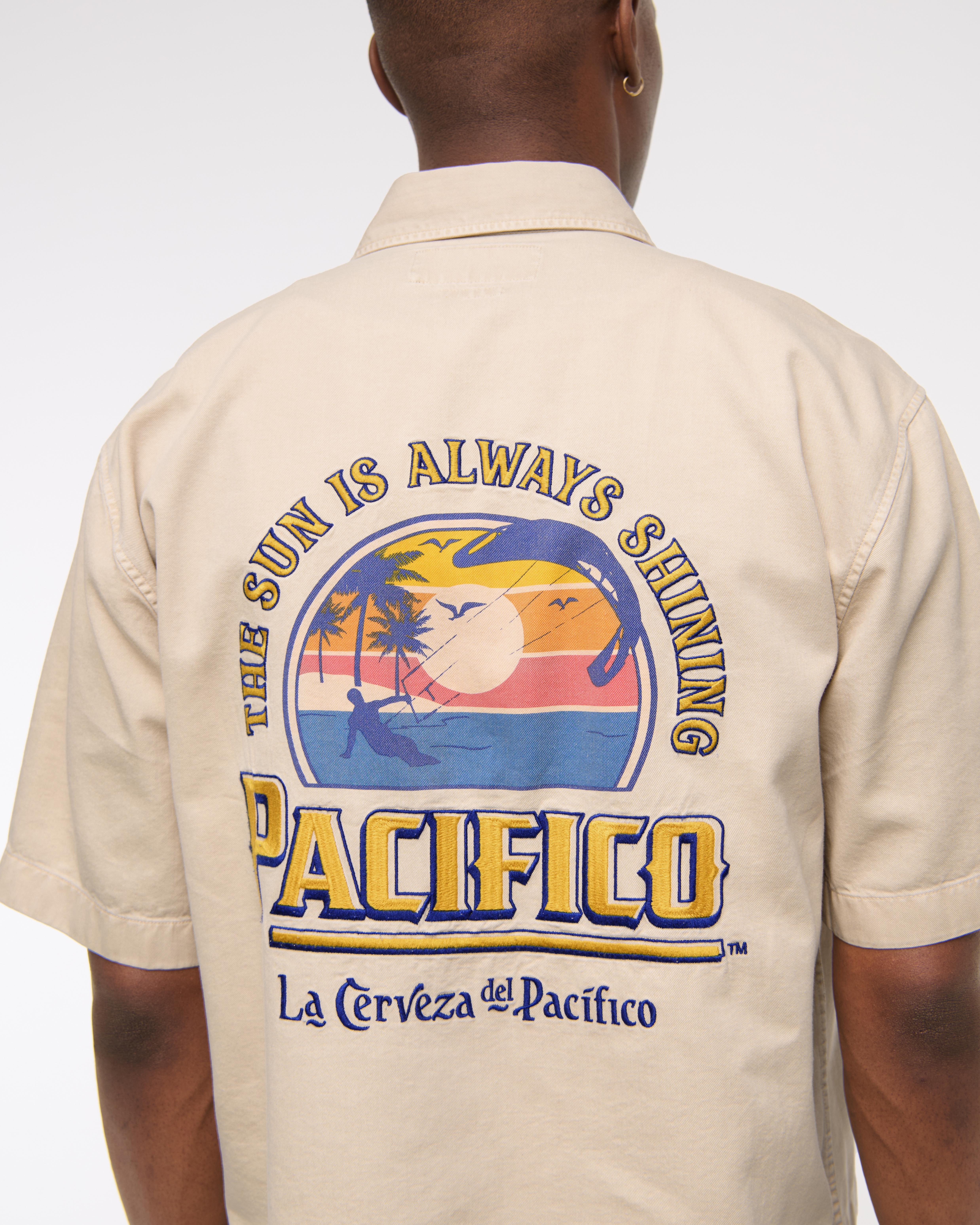 Abercrombie & Fitch Short-sleeve Pacífico Workwear Button-up Shirt In Nude