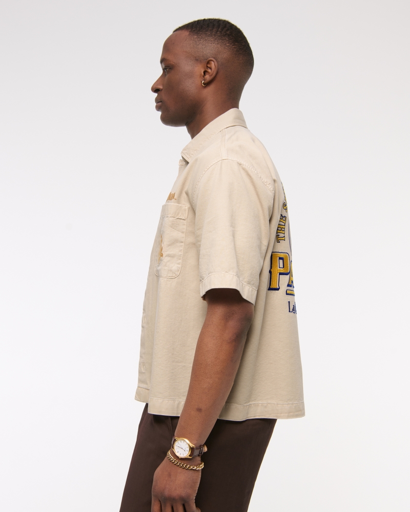 Short-Sleeve Cropped Pacífico Workwear Button-Up Shirt