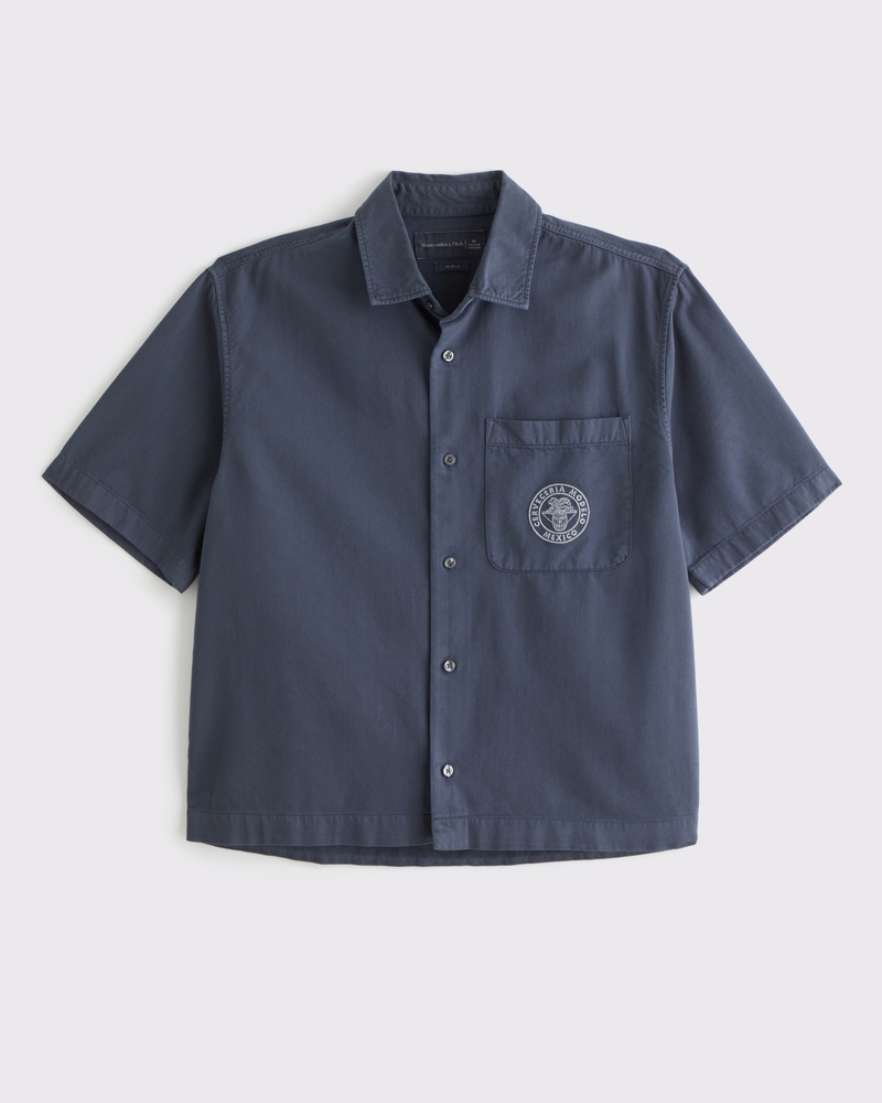 Short-Sleeve Cropped Modelo Workwear Button-Up Shirt