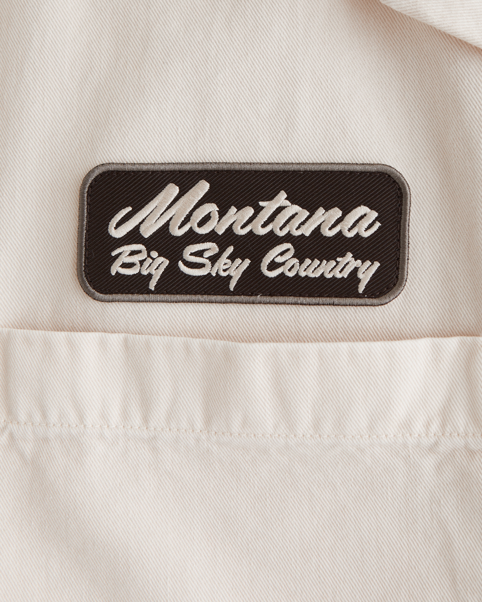 Short-Sleeve Cropped Graphic Workwear Button-Up Shirt